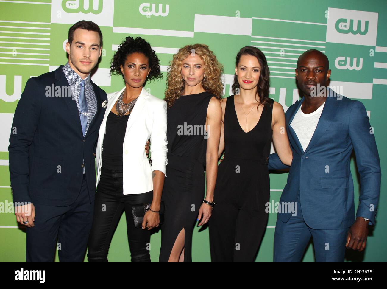 Chris Wood, Christina Moses, Claudia Black, Kristen Gutoskie e frequenta la CW Network 2015 Programming Upfront Presentation presso l'hotel di Londra giovedì 14 maggio 2015, a New York. Foto Stock