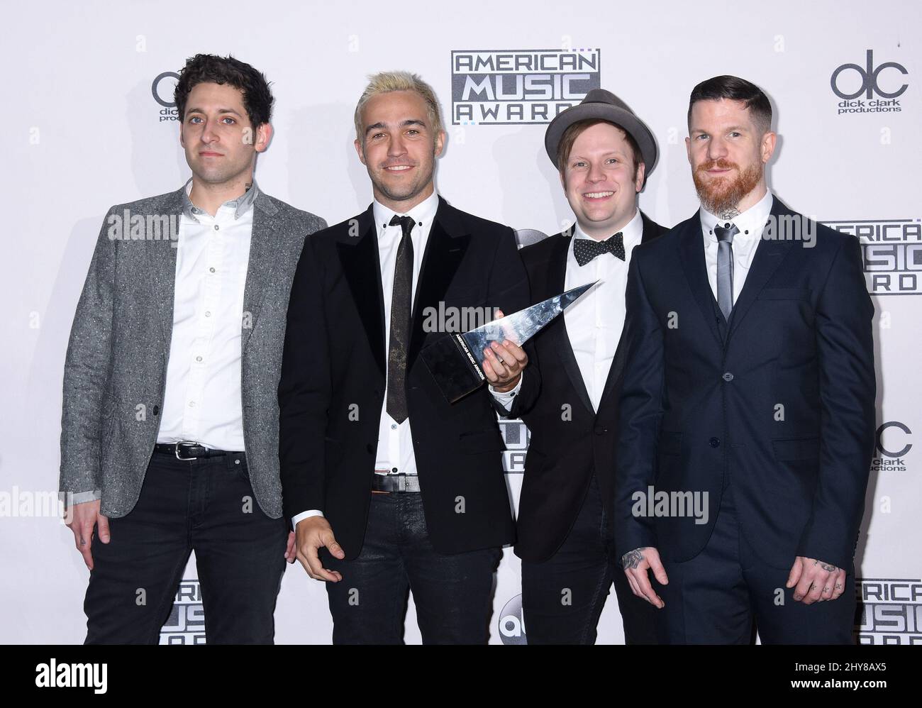 Joe Trohman, Pete Wentz, Patrick Stump e Andy Hurley di Fall out Boy 2015 American Music Awards tenuti al Microsoft Theatre Foto Stock