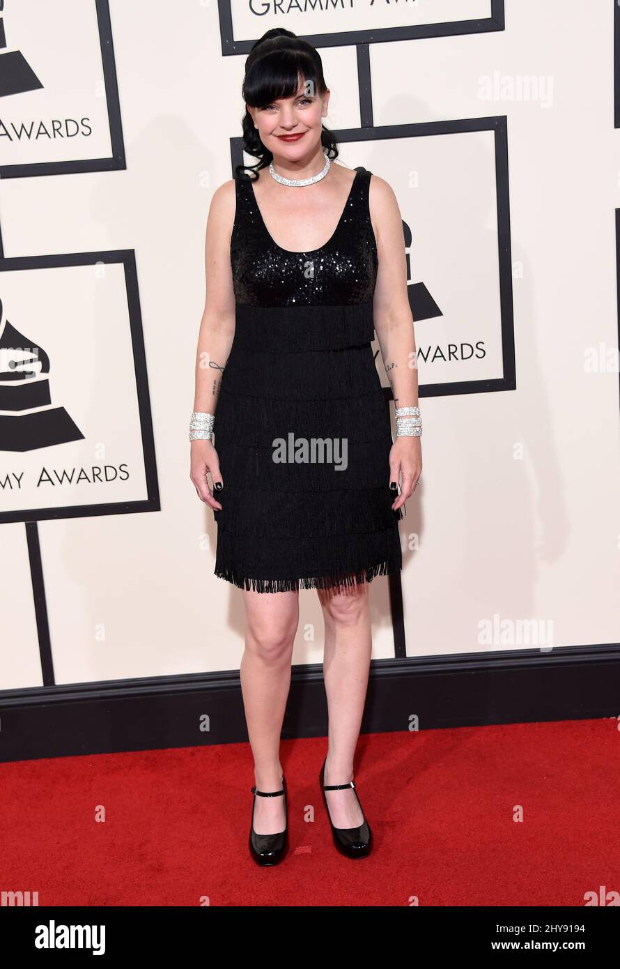 Pauley Perrette arriva al Grammy Awards 58th che si tiene presso lo Staples Center di Los Angeles Foto Stock