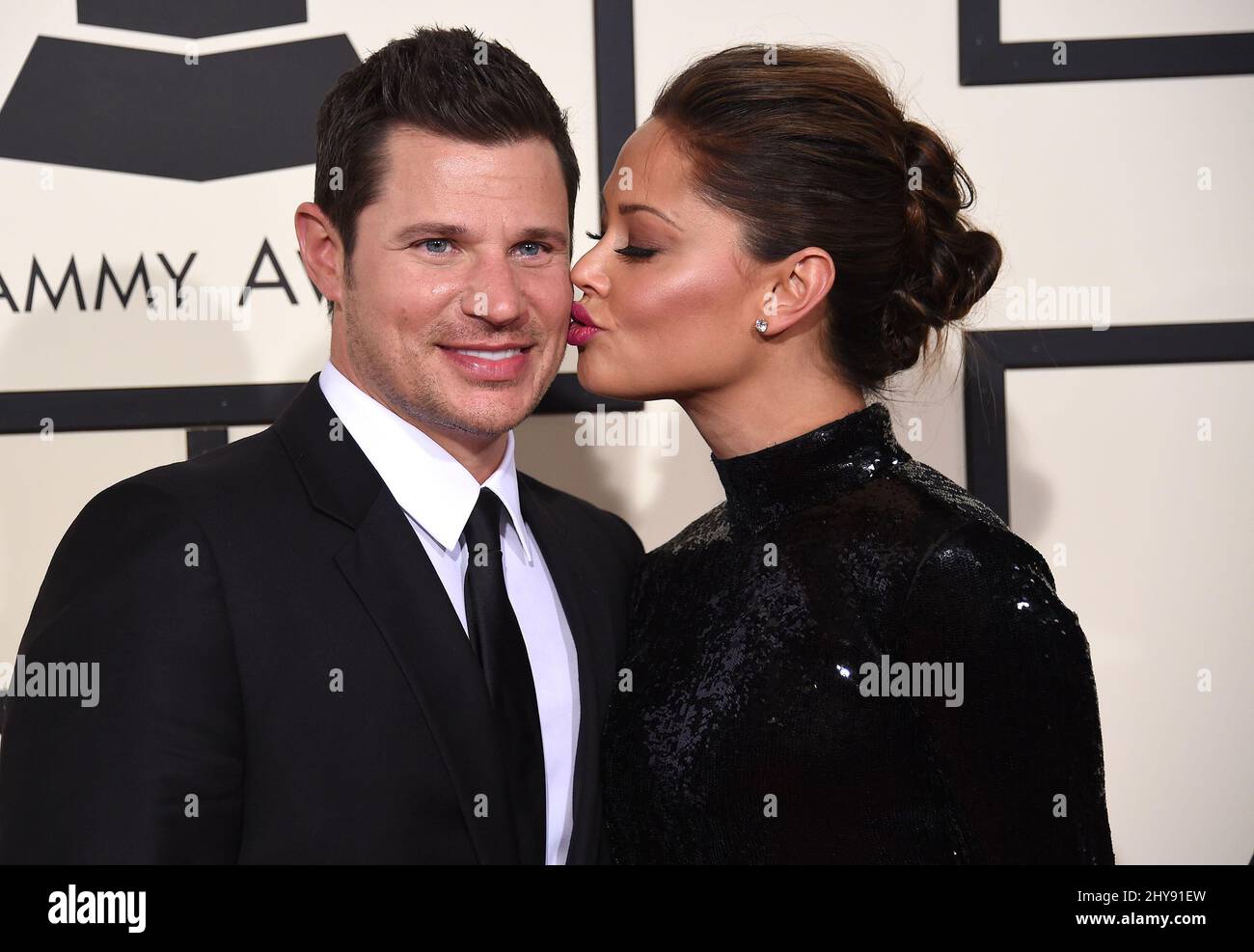 Nick Lachey & Vanessa Minnillo in arrivo ai Grammy Awards 58th che si tengono allo Staples Center di Los Angeles Foto Stock