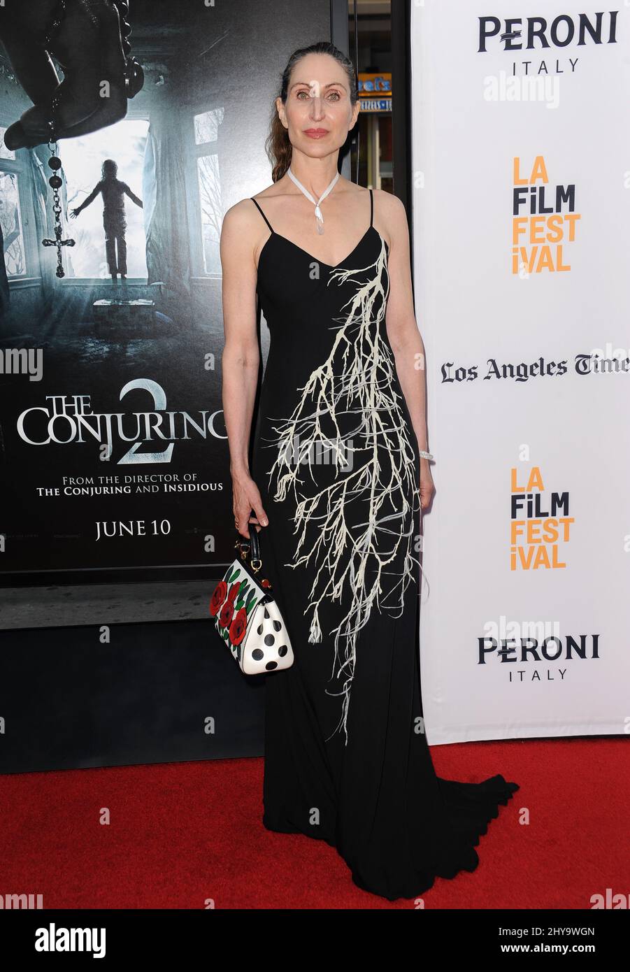 Bonnie Aarons partecipa al 'The Conjuring 2' Premiere tenuto al TCL Chinese Theatre IMAX Foto Stock