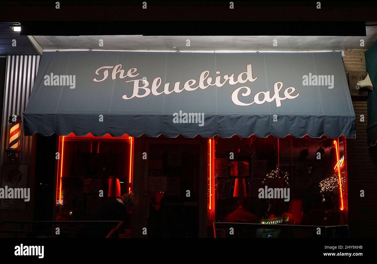 Il Bluebird Cafe, Nashville. Il Bluebird Cafe è noto per la presentazione di nuovi cantautori e artisti. Foto Stock