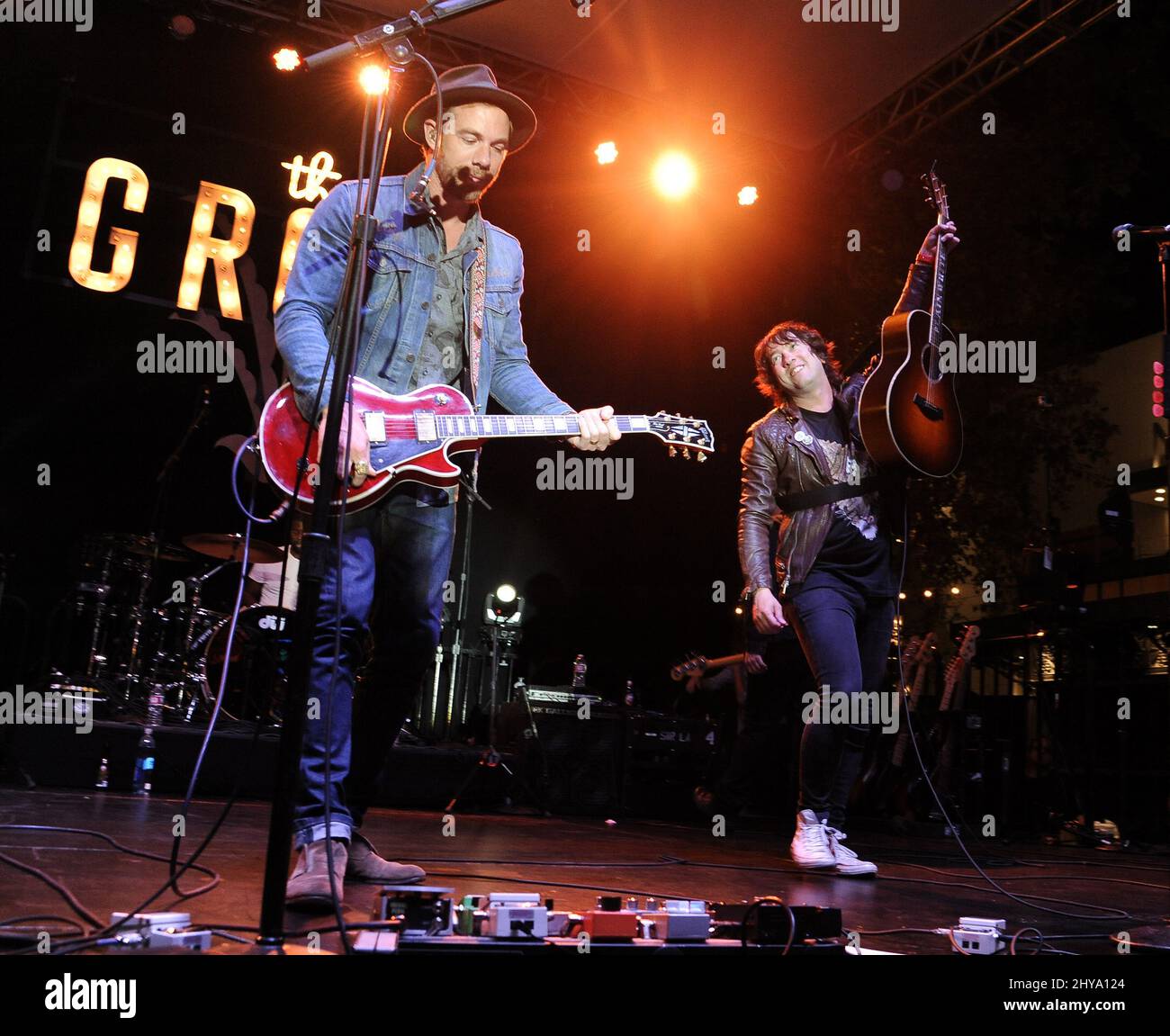 Tim G. Lopez, Tom Higgenson della Plain White T's The Grove's Summer Concert Series 2016 tenutasi al Grove Foto Stock