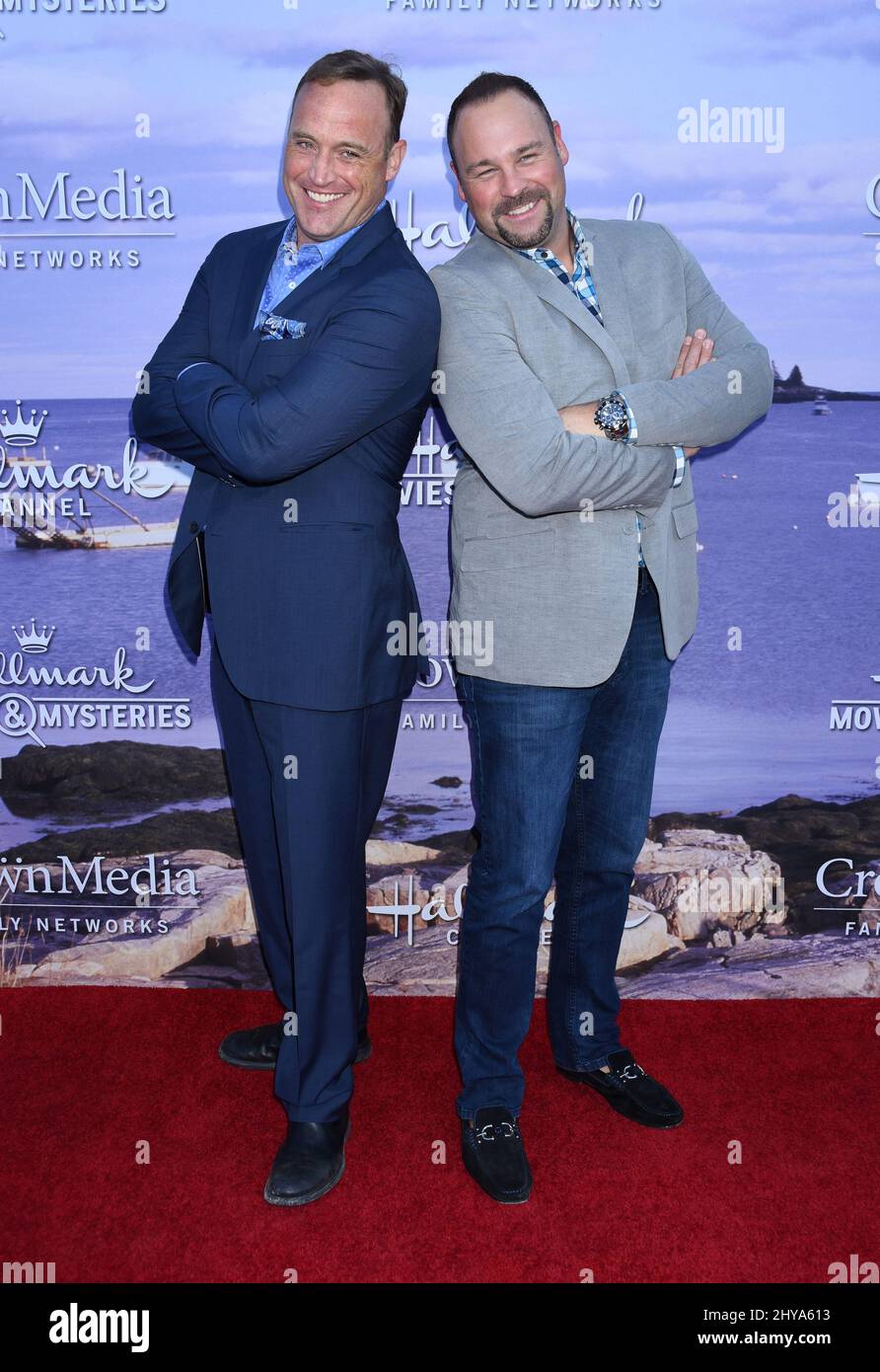 Matt Iseman e Matt Rogers che partecipano all'Hallmark Channel e all'Hallmark Movies and Mysteries Summer 2016 Television Critics Association Press Tour Event tenuto presso una residenza privata a Los Angeles, USA. Foto Stock