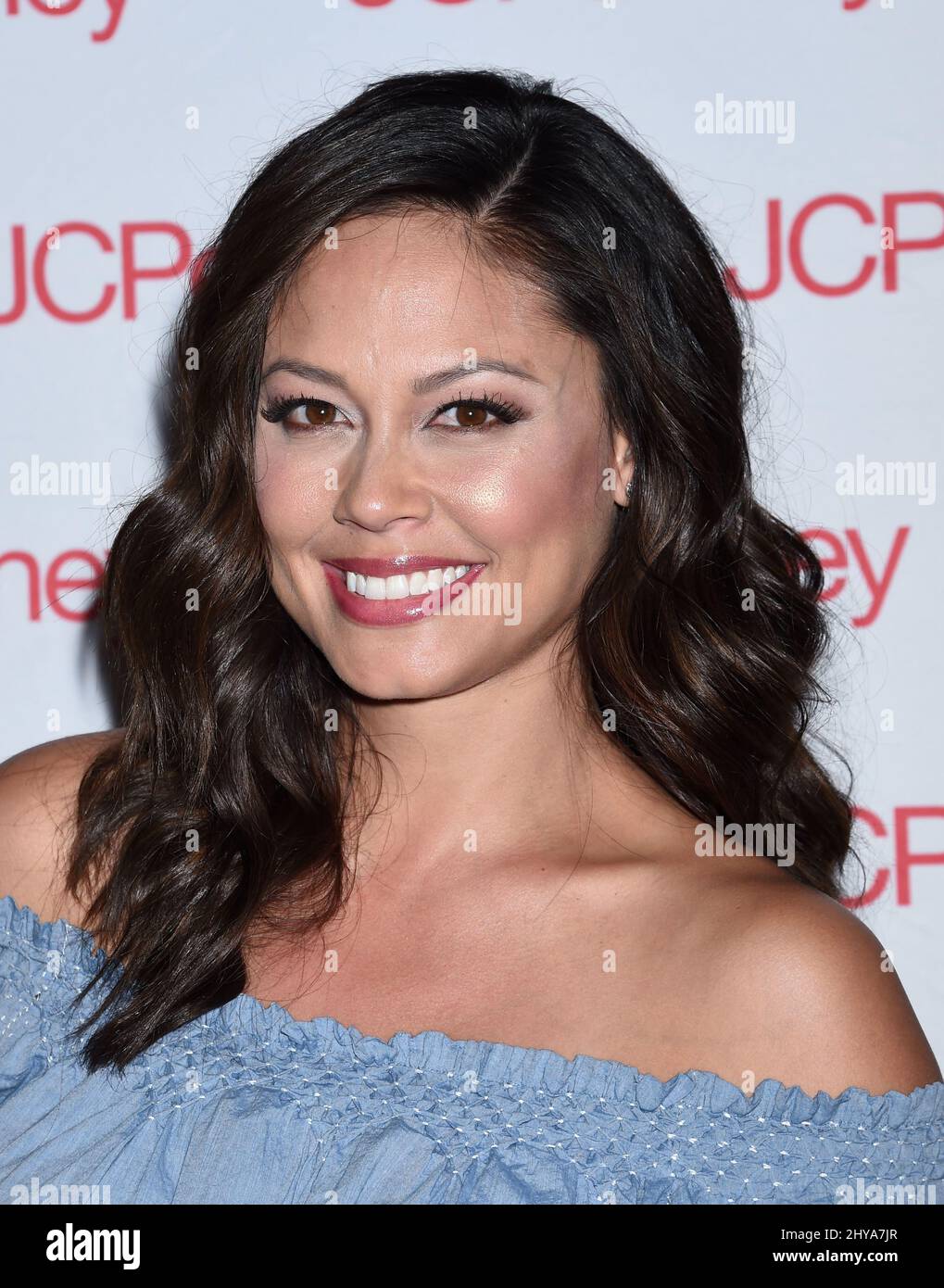 Vanessa Lachey partecipa all'evento della comunità di ritorno a scuola JCPenney presso l'Hollywood YMCA di Westwood, California. Foto Stock