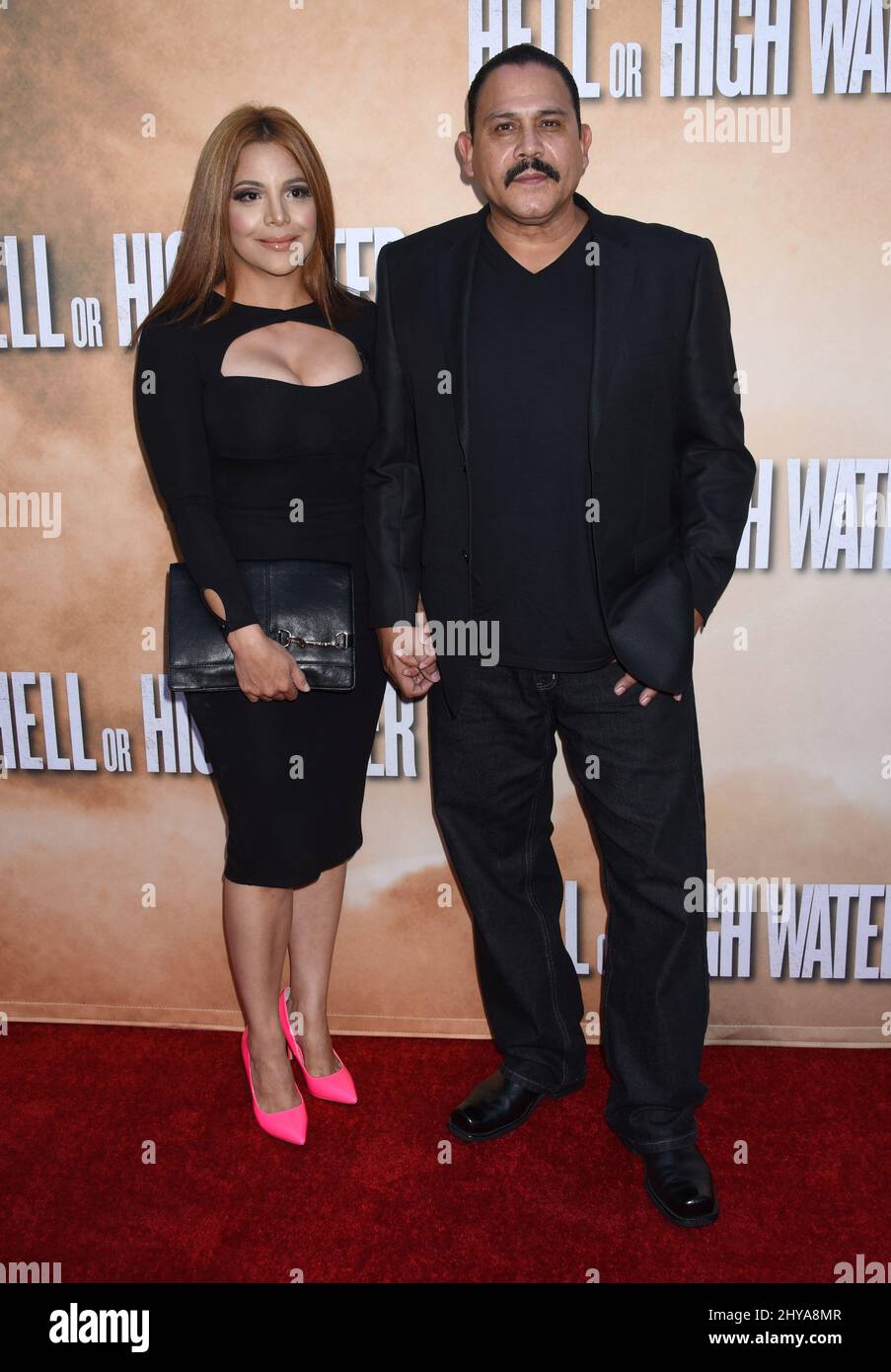 Yadi Valerio Rivera e Emilio Rivera partecipano alla proiezione speciale dell'Inferno o dell'acqua alta tenuta ai cinema ARCLIGHT di Hollywood a Los Angeles, CA, USA, 10 agosto 2016. Foto Stock