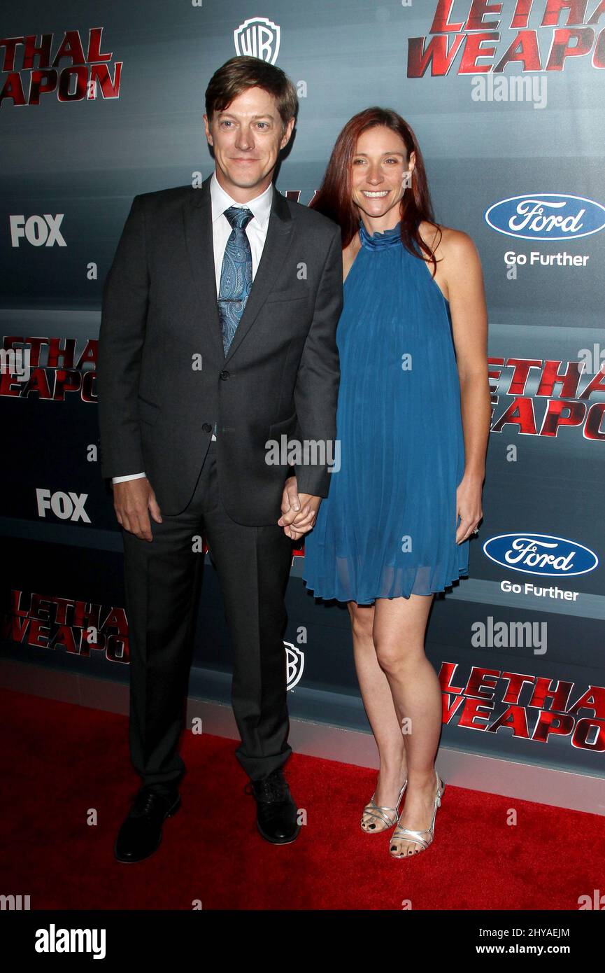Kevin Rahm e Amy Lonkar hanno partecipato alla "arma letale" Premiere di Fox Network tenuta alla NeueHouse Hollywood Foto Stock