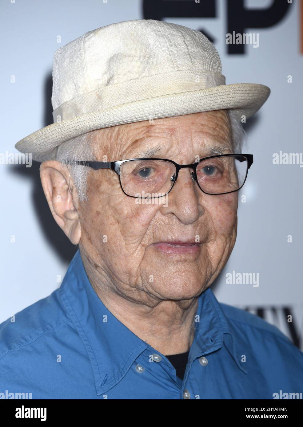 Norman Lear partecipa al "Americ Divided" Los Angeles Premiere tenuto al Hammer Museum Billy Wilder Theater Foto Stock