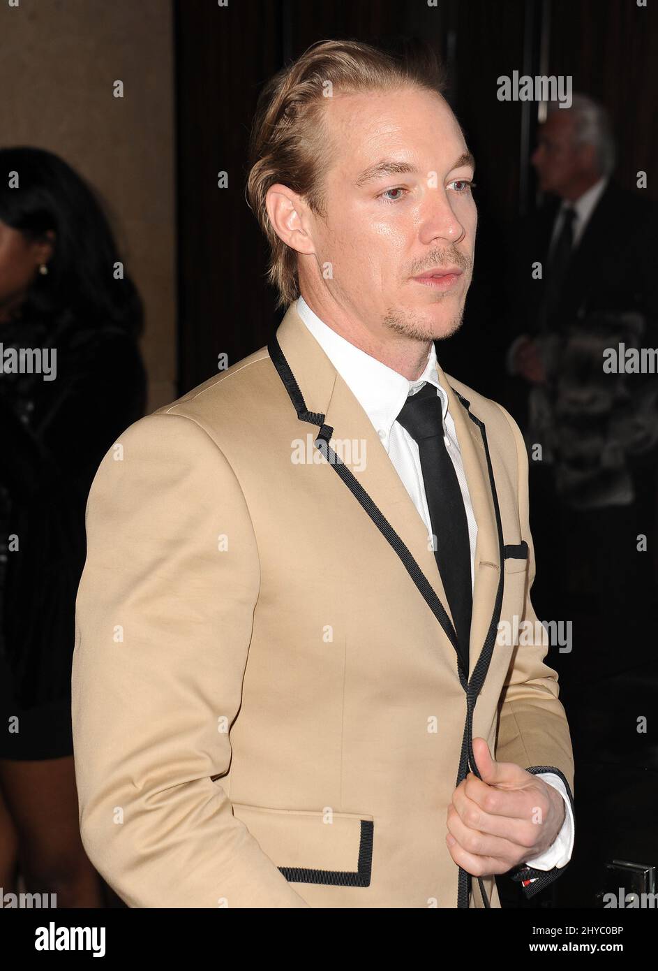 Diplo partecipa al pre-GRAMMY Gala 2017 e Salute to Industry Icons presentato da Clive Davis che si tiene presso il Beverly Hilton Hotel Foto Stock