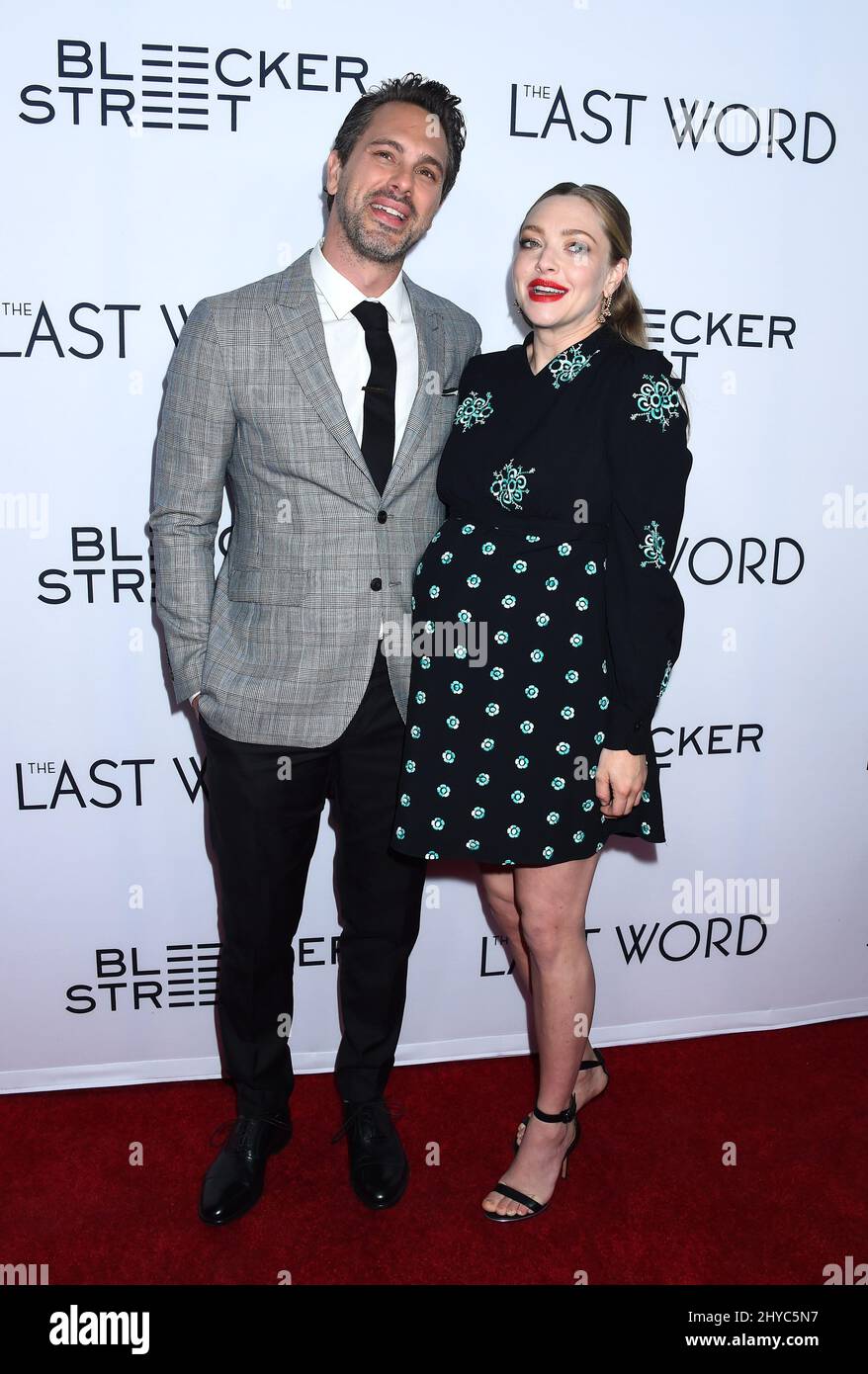 1 marzo 2017 Hollywood, CA Thomas Sadoski e Amanda Seyfried 'The Last Word' Los Angeles Premiere tenuto presso l'ARCLIGHT Cinemas Hollywood . Foto Stock