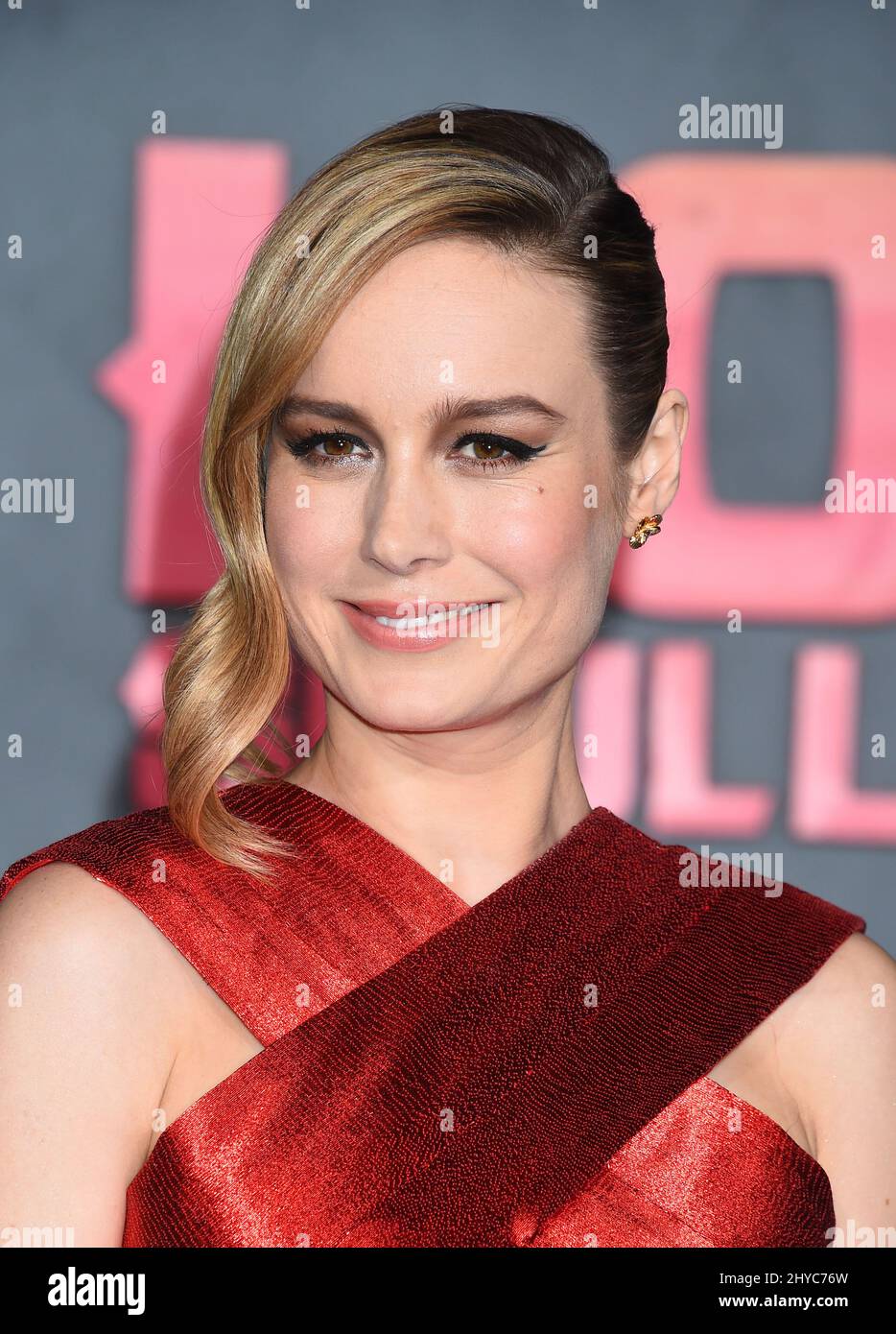 Brie Larson che frequenta Warner Bros. Le immagini e le immagini ...