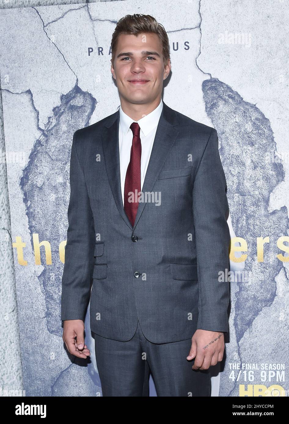 Chris Zylka arriva alla prima della stagione 3 di HBO "The Leftovers" che si tiene all'Avalon. Foto Stock