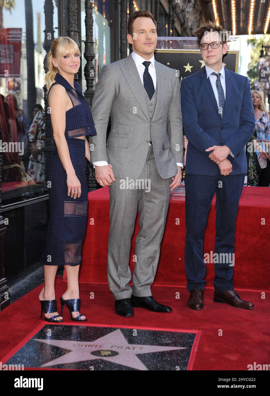 Chris Pratt, Anna Faris alla Hollywood Walk of Fame Star Ceremony che si tiene di fronte al Teatro El Capitan Foto Stock