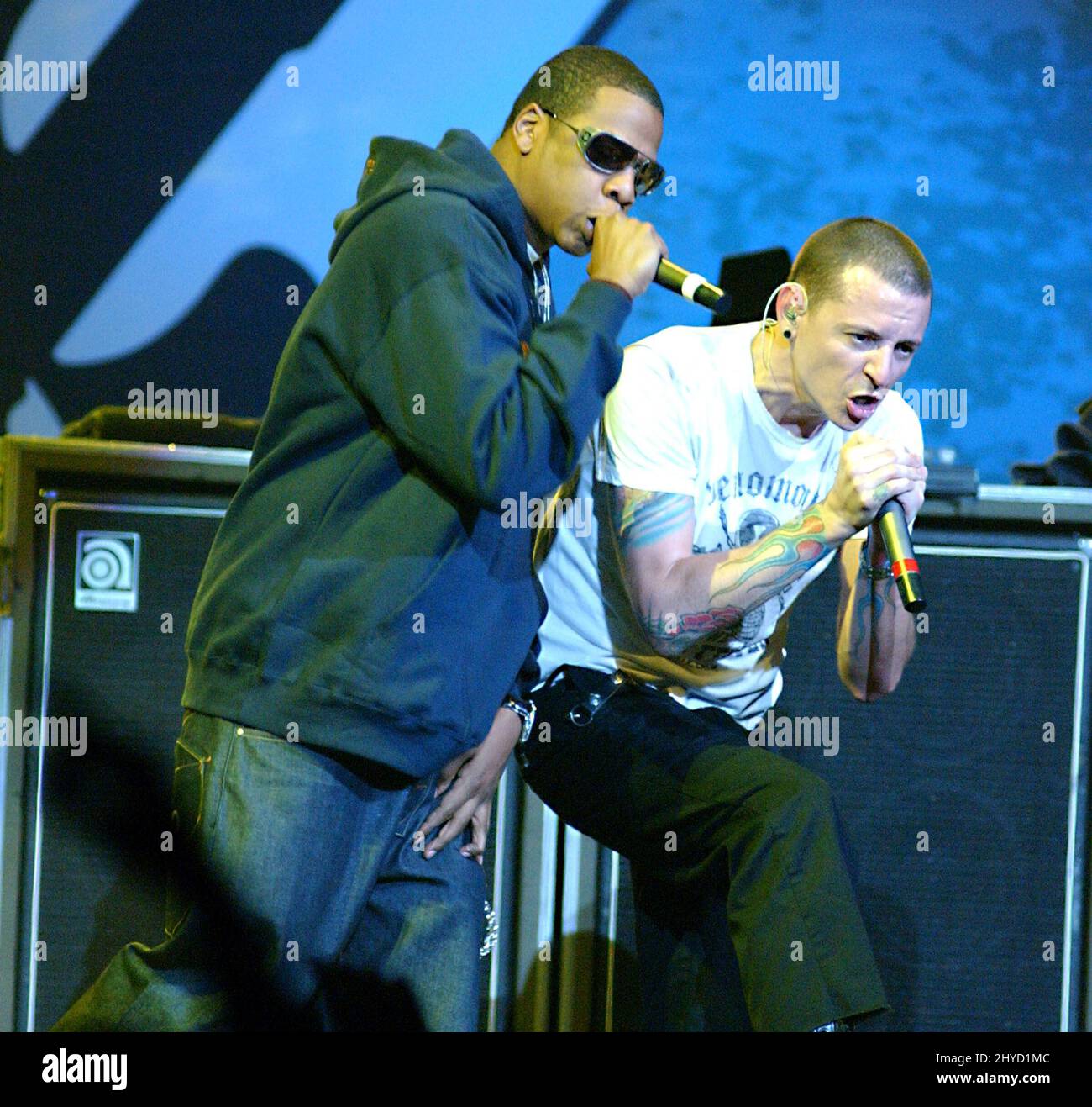 18 Febbraio 2005 Anaheim, CA. Chester Bennington di Linkin Park & Jay-Z 'Musica per il Soccorso: Ricostruire l'Asia del Sud' Concerto di benefit tenuto presso l'Arrowhead Pond Foto Stock