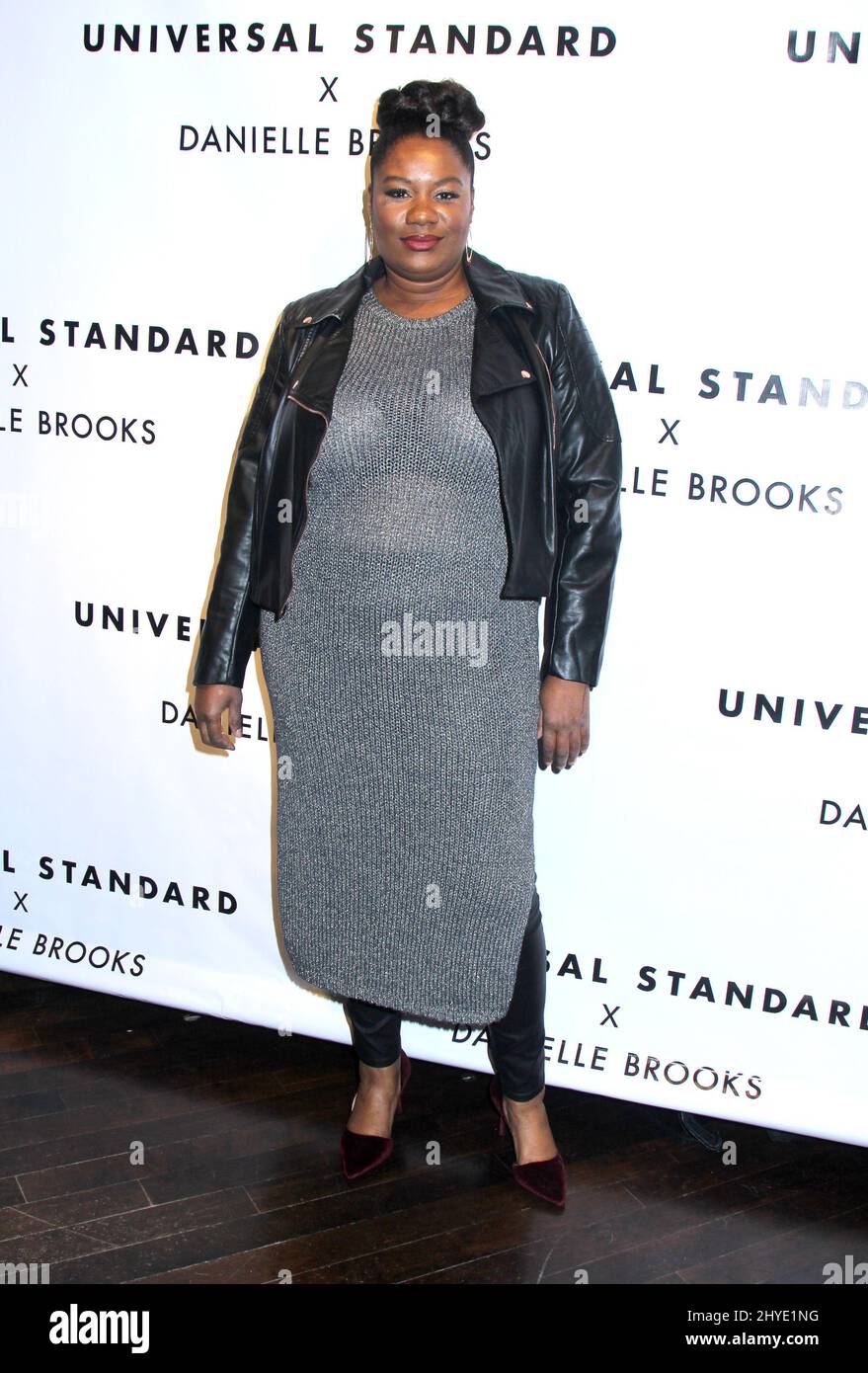 Adrienne Moore partecipa alla festa di lancio della Collezione Tria Danielle Brooks a New York Foto Stock