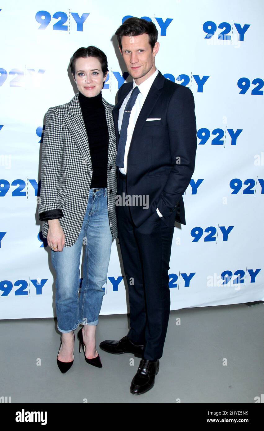 Claire Foy e Matt Smith partecipano allo Screening della Crown Preview ospitato dalla 92nd Street Y il 4 dicembre 2017 Foto Stock