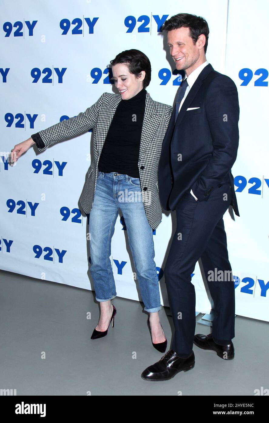 Claire Foy e Matt Smith partecipano allo Screening della Crown Preview ospitato dalla 92nd Street Y il 4 dicembre 2017 Foto Stock