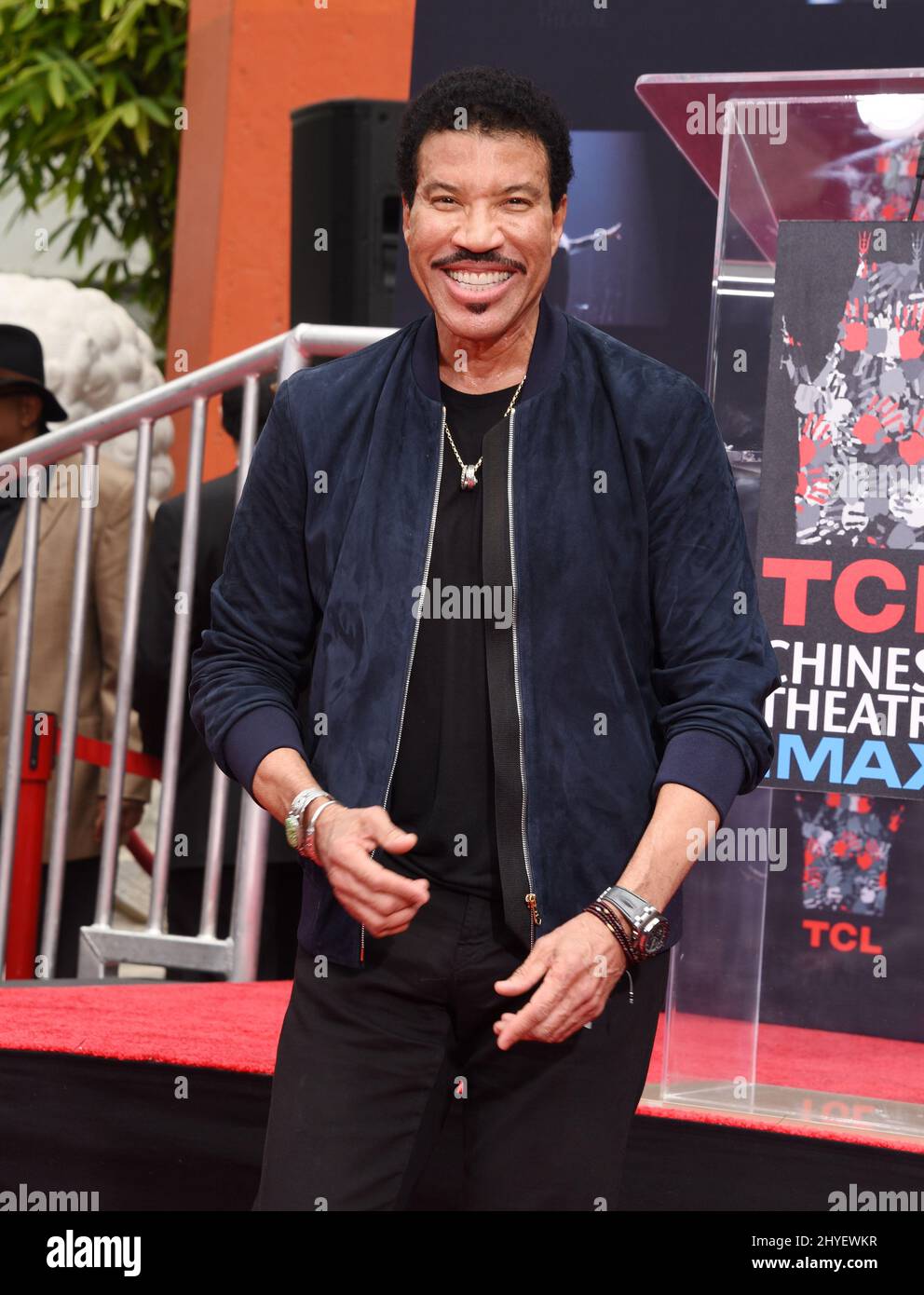 Lionel Richie partecipa alla cerimonia della stampa a mano di Lionel Richie a Los Angeles, California Foto Stock