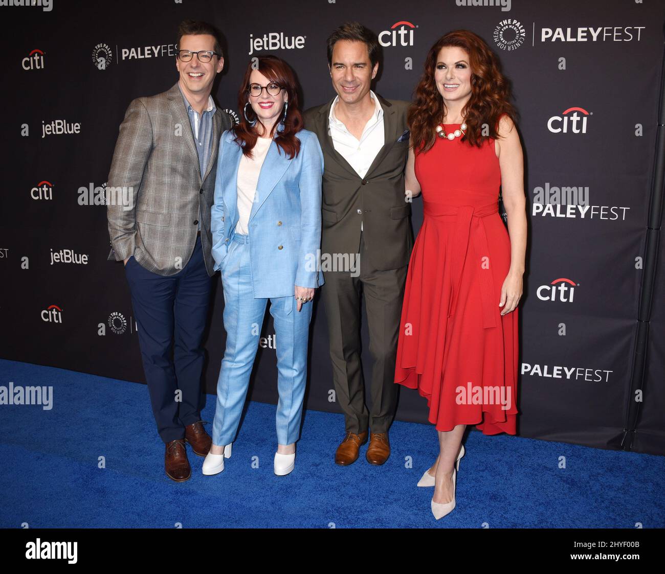 Sean Hayes, Megan Mullally, Eric McCormack e Debra Messing partecipano al Will and Grace PaleyFest tenuto al Dolby Theatre di Los Angeles Foto Stock