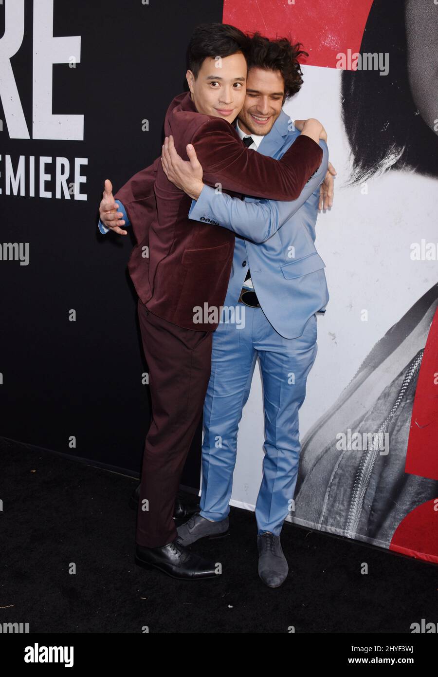 Hayden Szeto e Tyler Posey alla prima di Universal Pictures 'Blumhouse's Truth or dare' tenutasi presso l'ARCLIGHT Cinemas Cinema Dome il 12 aprile 2018 a Hollywood, Los Angleles Foto Stock