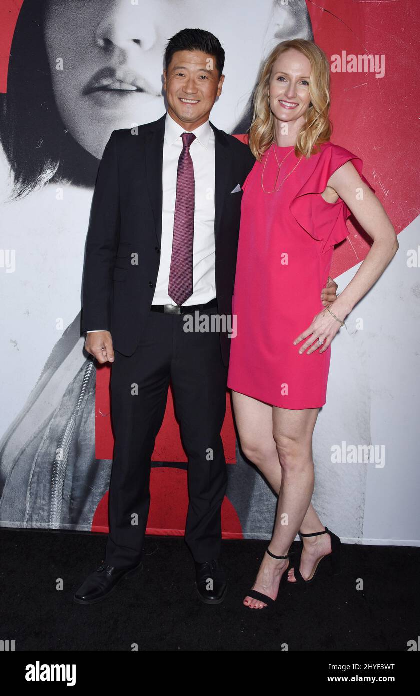 Tom Choi e Jill Choi alla prima di Universal Pictures 'Blumhouse's Truth or dare' tenutasi presso l'ARCLIGHT Cinemas Cinema Dome il 12 aprile 2018 a Hollywood, Los Angleles Foto Stock
