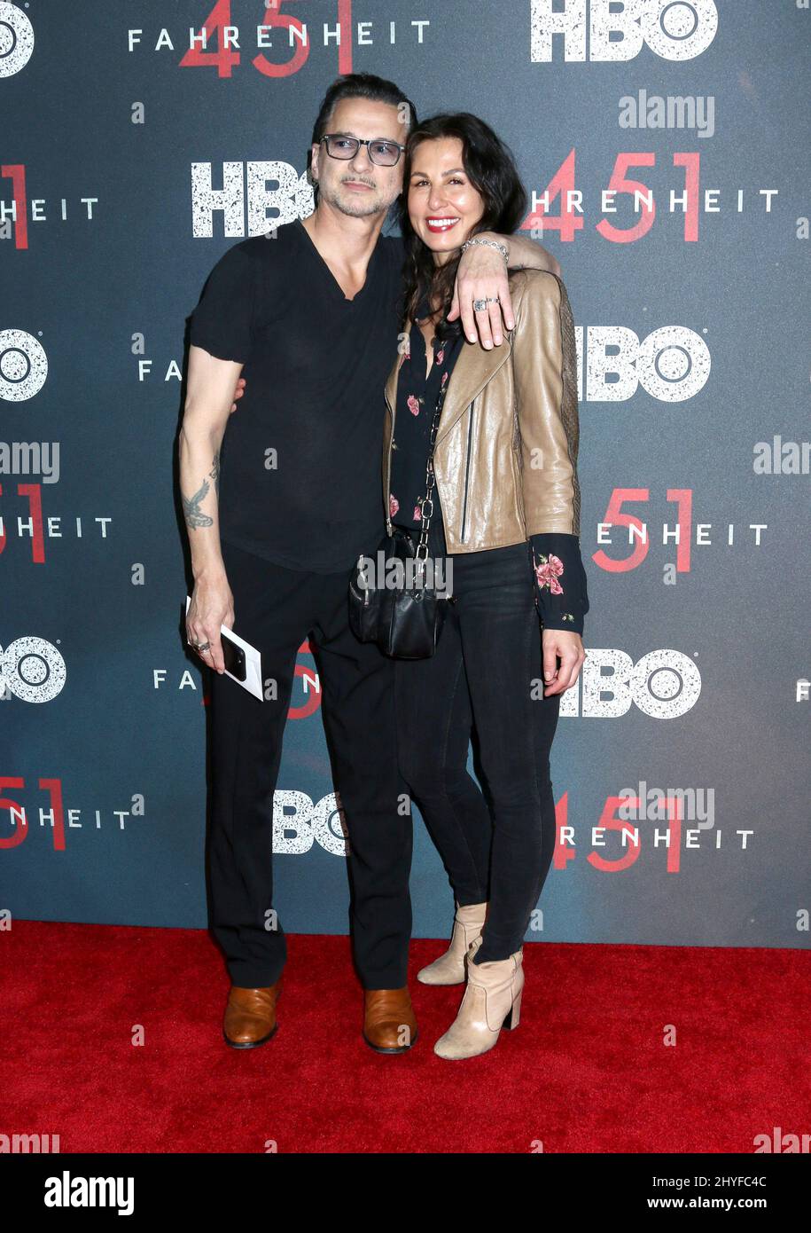 Dave Gahan e Jennifer Sklias-Gahan hanno partecipato al Fahrenheit 451 Premiere tenuto presso il centro di NYU Skirball il 8 maggio 2018. Foto Stock