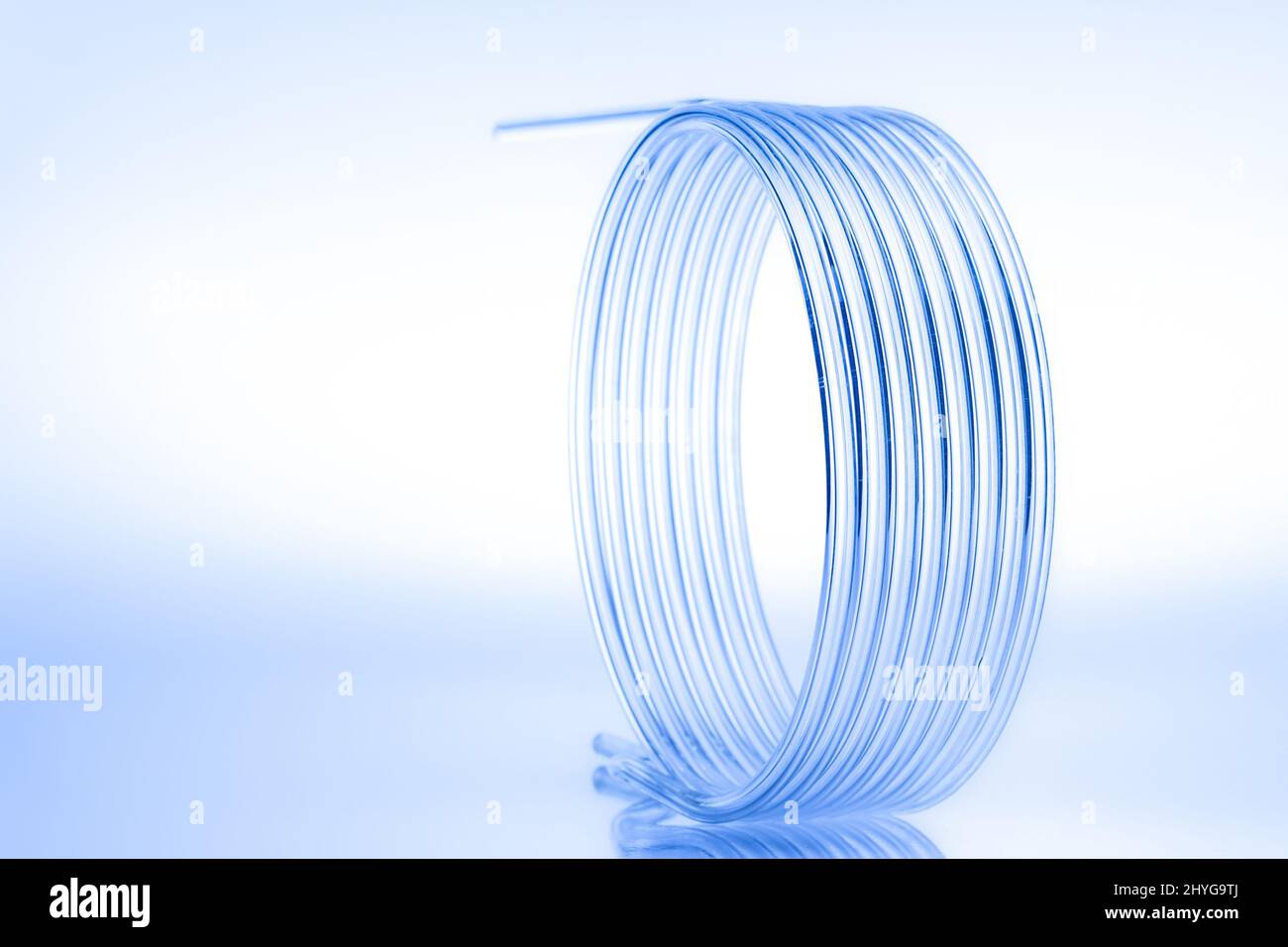 Primo piano di una colonna per gascromatografia di tipo vetrofaccato Foto Stock