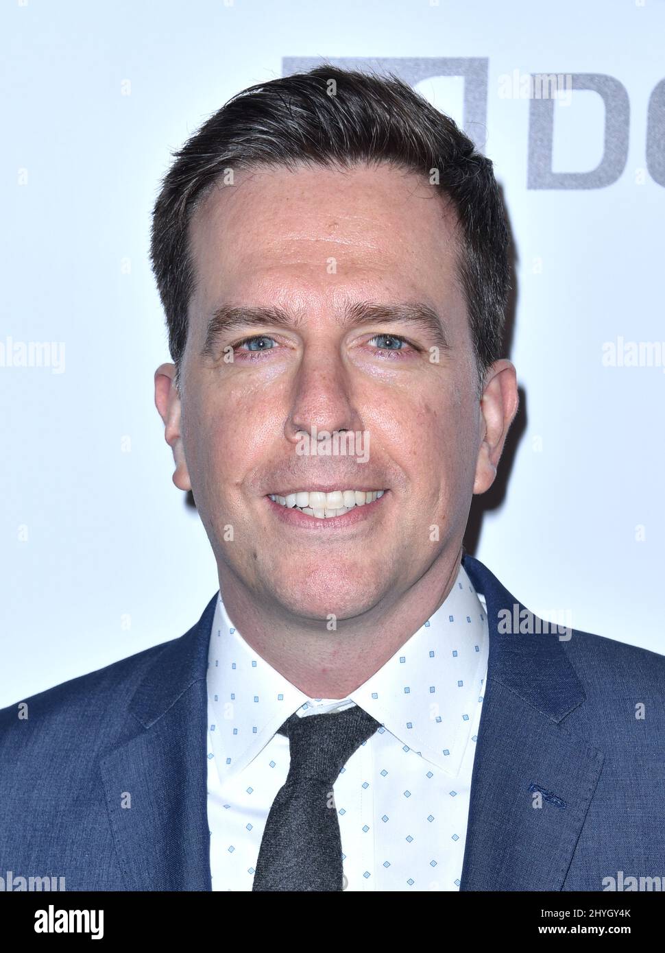 Ed Helms che partecipa alla presentazione del Premio American Cinematheque 32nd in onore di Bradley Cooper al Beverly Hilton Hotel di Los Angeles, California Foto Stock