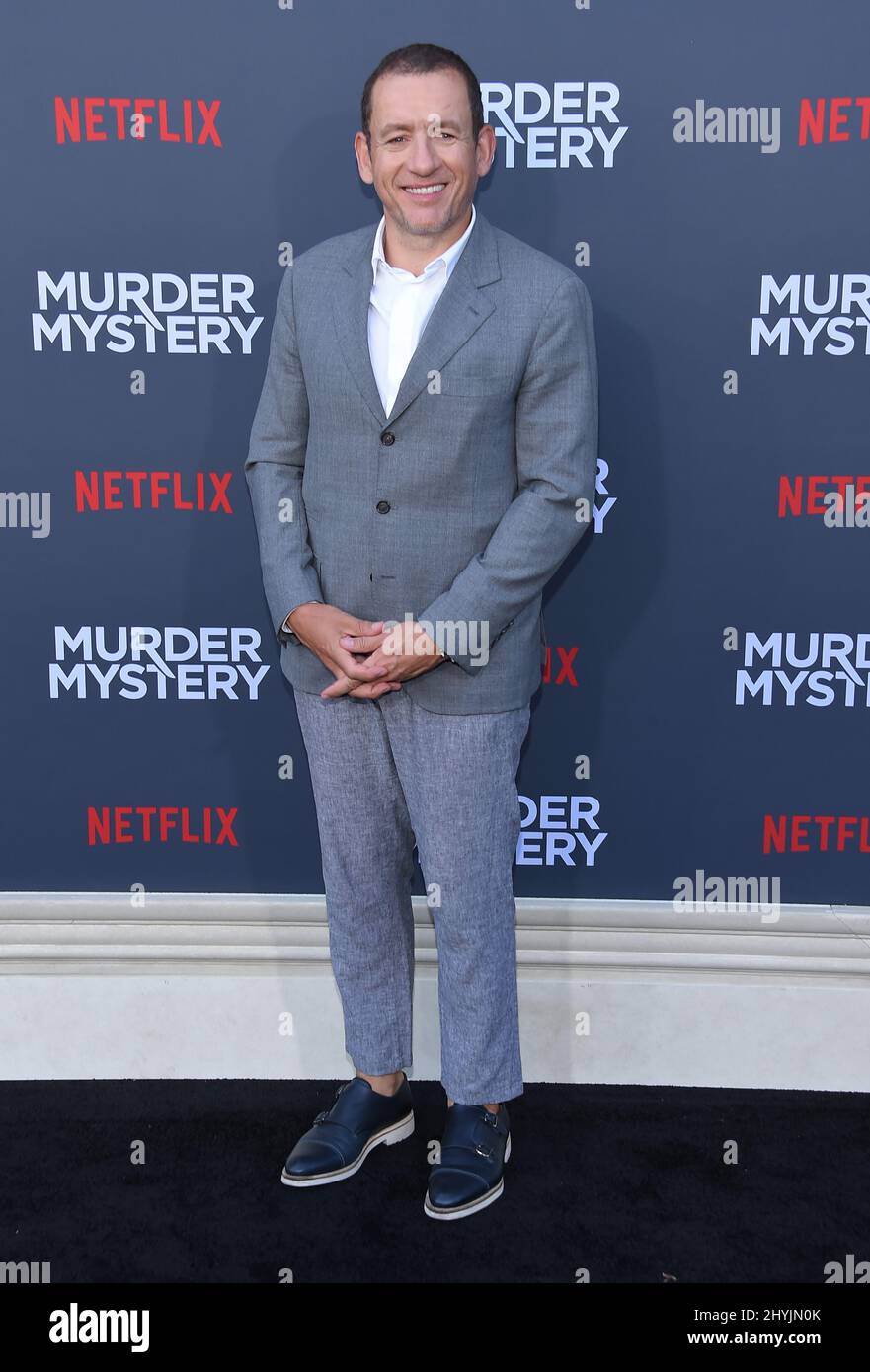 Dany Boon partecipa alla prima di Murder Mystery a Los Angeles, California Foto Stock