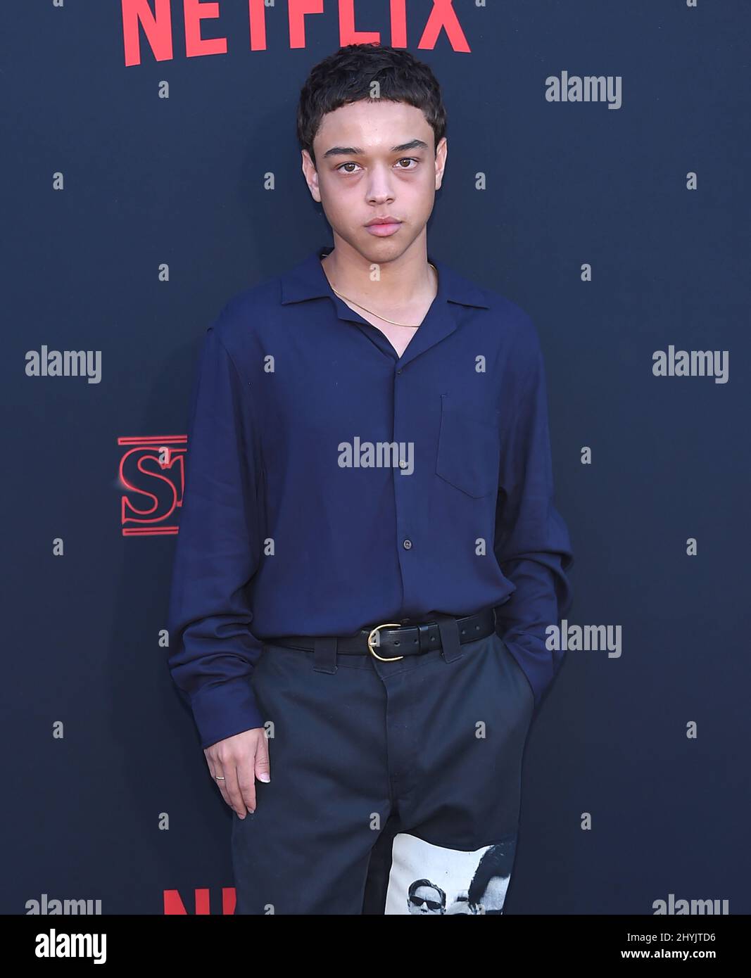 Jason Genao alla prima stagione 3 di Netflix 'stranger Things' tenutasi alla Santa Monica High School il 28 giugno 2019 a Santa Monica, California. Foto Stock