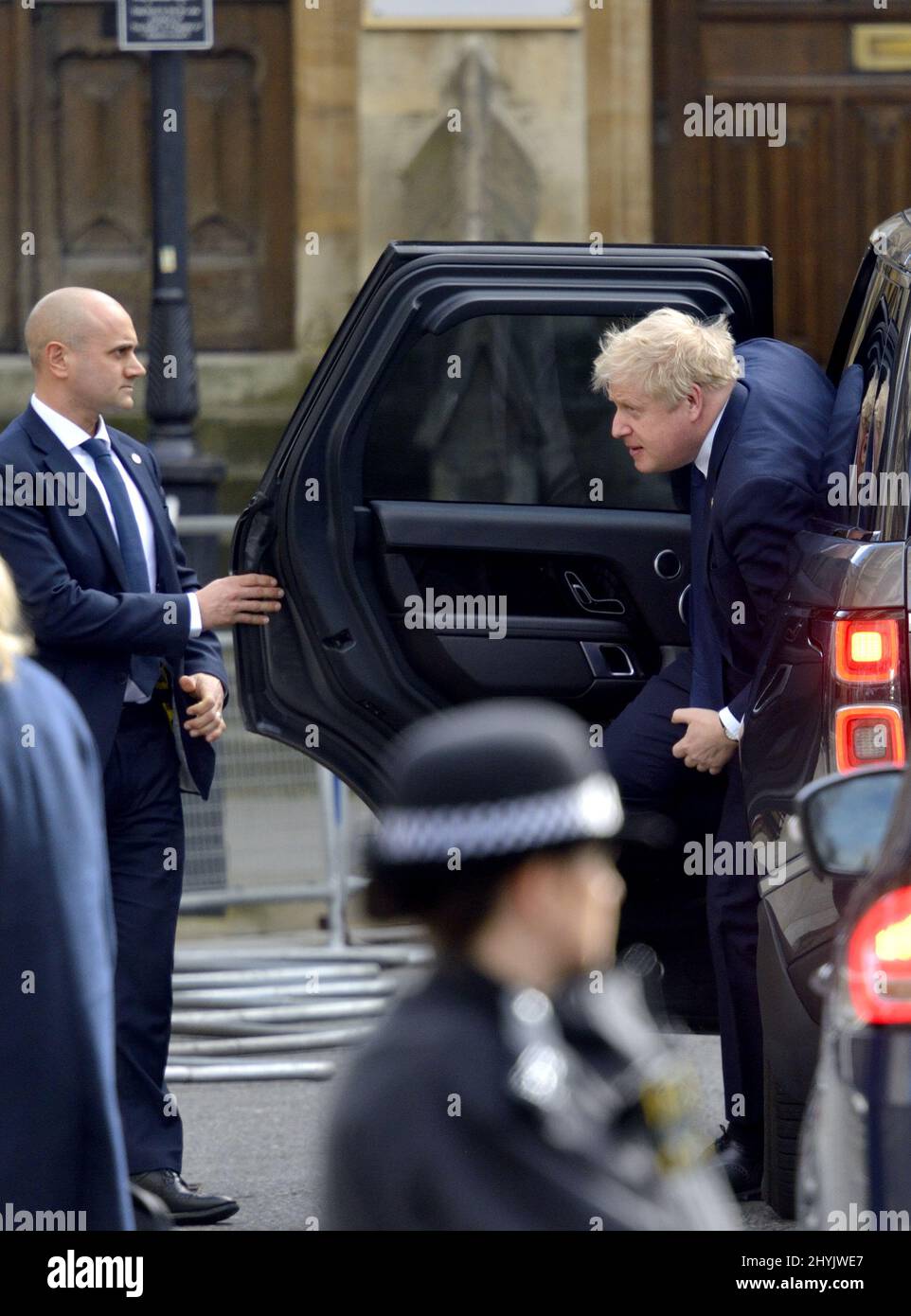 Il primo ministro britannico Boris Johnson arriva al Commonwealth Service presso Westminster Abbey, Londra, 14th marzo 2022. Foto Stock