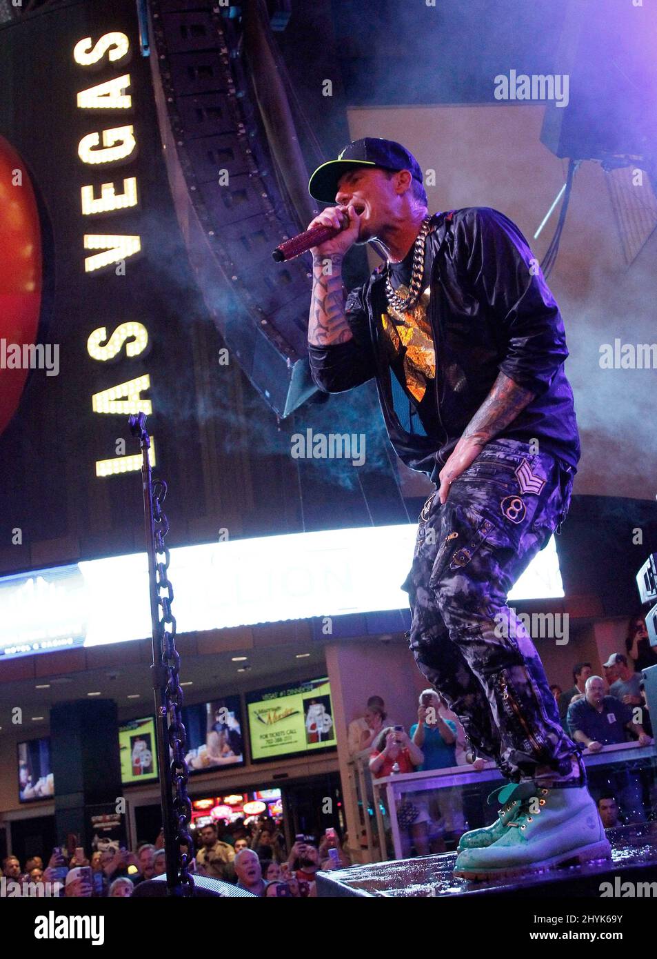 Vanilla Ice sul palco al concerto i LOVE THE anni '90 al Fremont Street Experience Labor Day Weekend Concerts tenutosi il 1 settembre 2019 a Las Vegas. Foto Stock