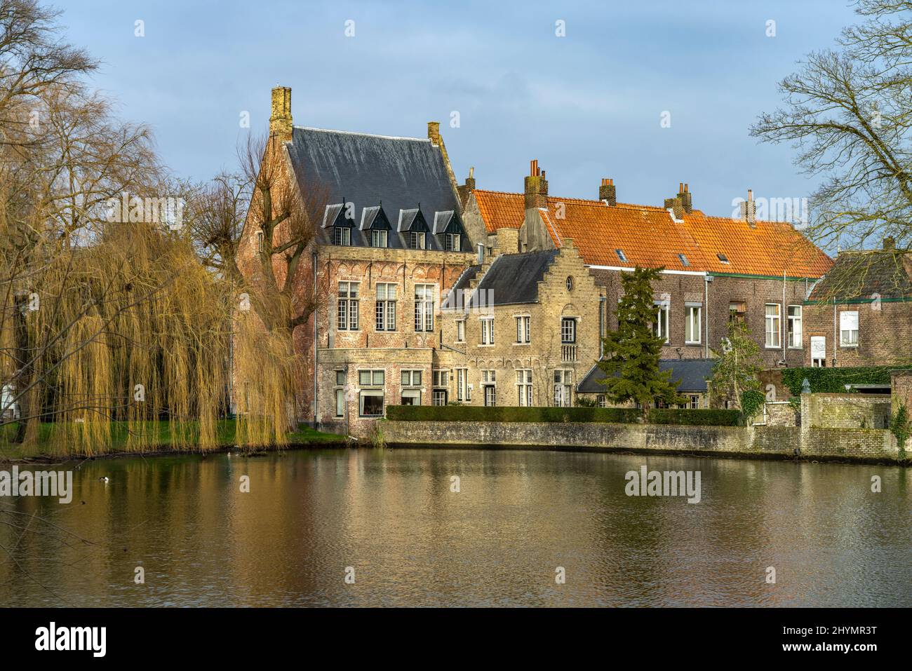 Am Minnewewater See in Brügge, Belgien | Lago Minnewewater in Bruges, Belgio Foto Stock