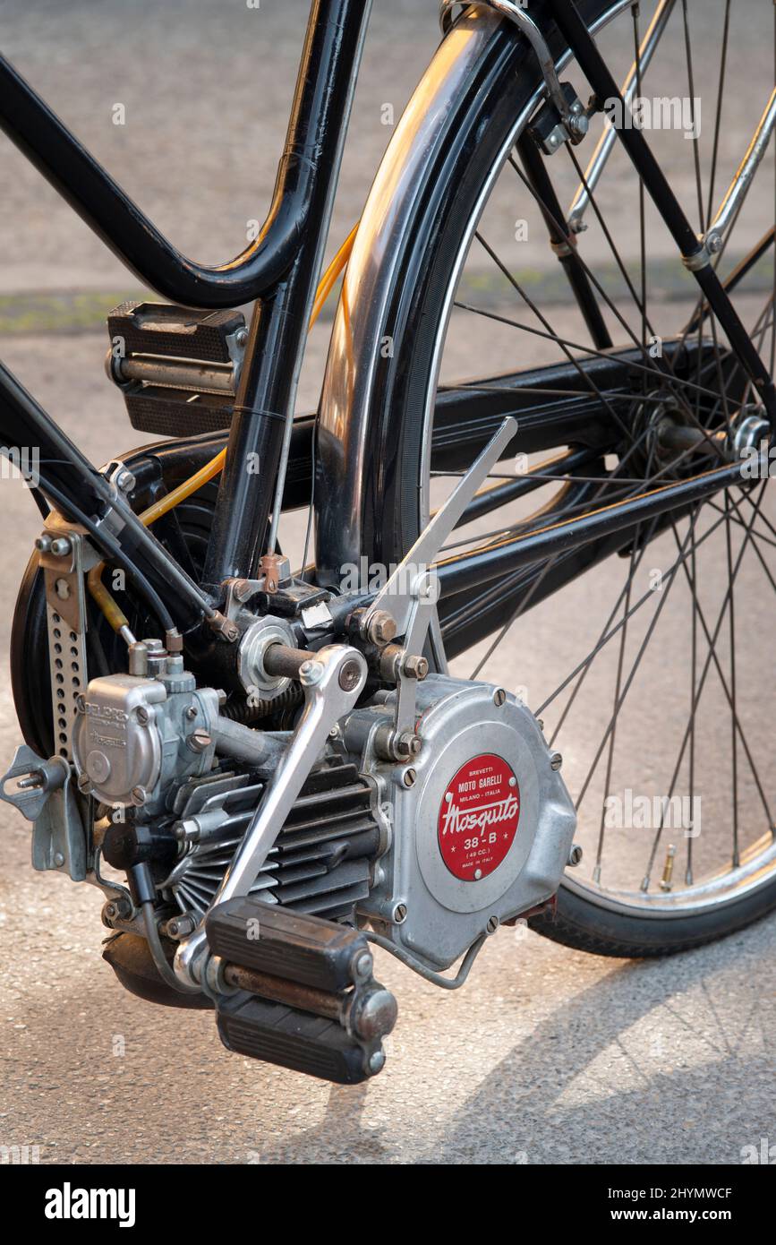 Bicicleta mosquito online motociclo