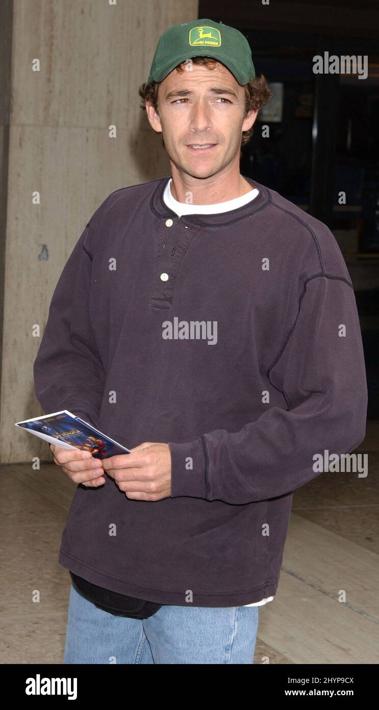 LUKE PERRY ASSISTE IL SINBAD: LEGGENDA DEI SETTE MARI LA FILM PREMIERE. IMMAGINE: STAMPA UK Foto Stock