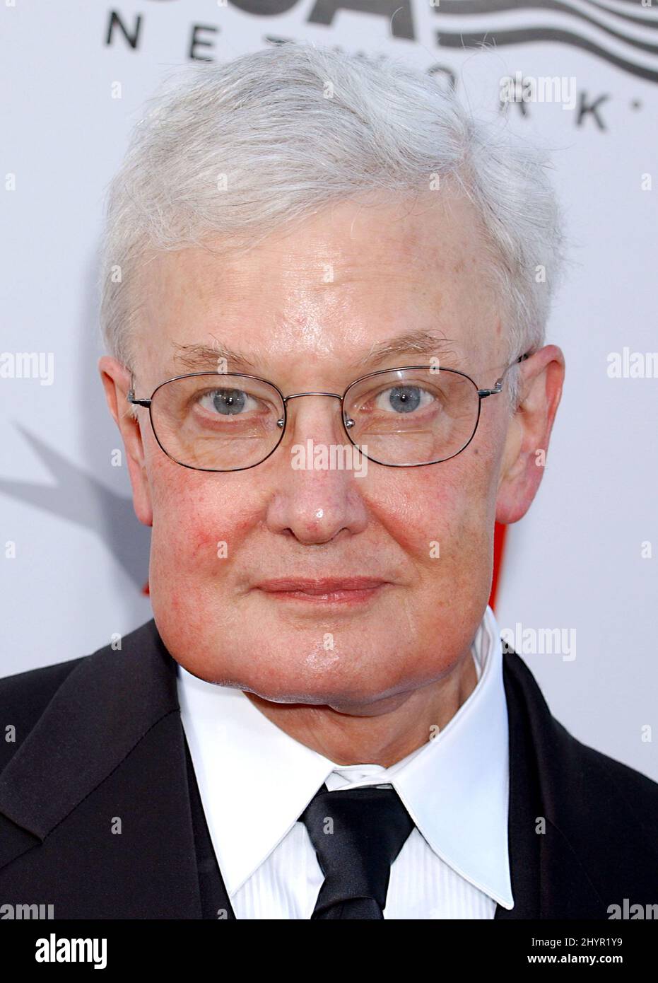Roger Ebert partecipa a un gala per onorare Meryl Streep ospitato dall'American Film Institute in California. Foto: UK Stampa Foto Stock