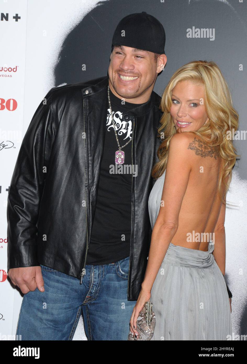 Tito Ortiz e Jenna Jameson frequentano la Premiere Mondiale del 'Rambo'. Si tiene al Planet Hollywood Resort and Casino di Las Vegas. Foto Stock
