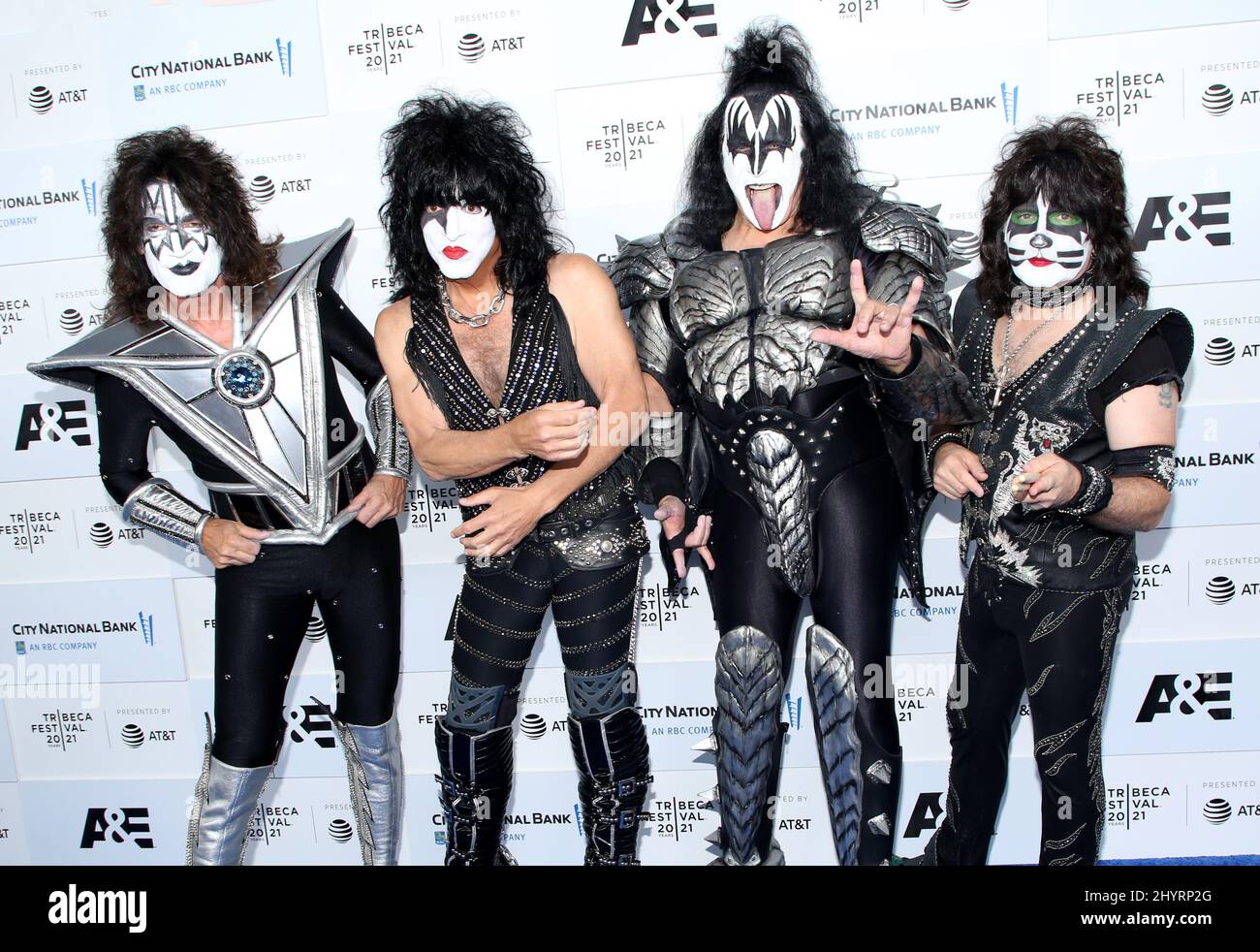 Tommy Thayer, Paul Stanley, gene Simmons & Eric Singer partecipano al 2021 Tribeca Film Festival "Biography: KISStory" Premiere tenuto a Battery Park il 11 giugno 2021 a New York City. Foto Stock