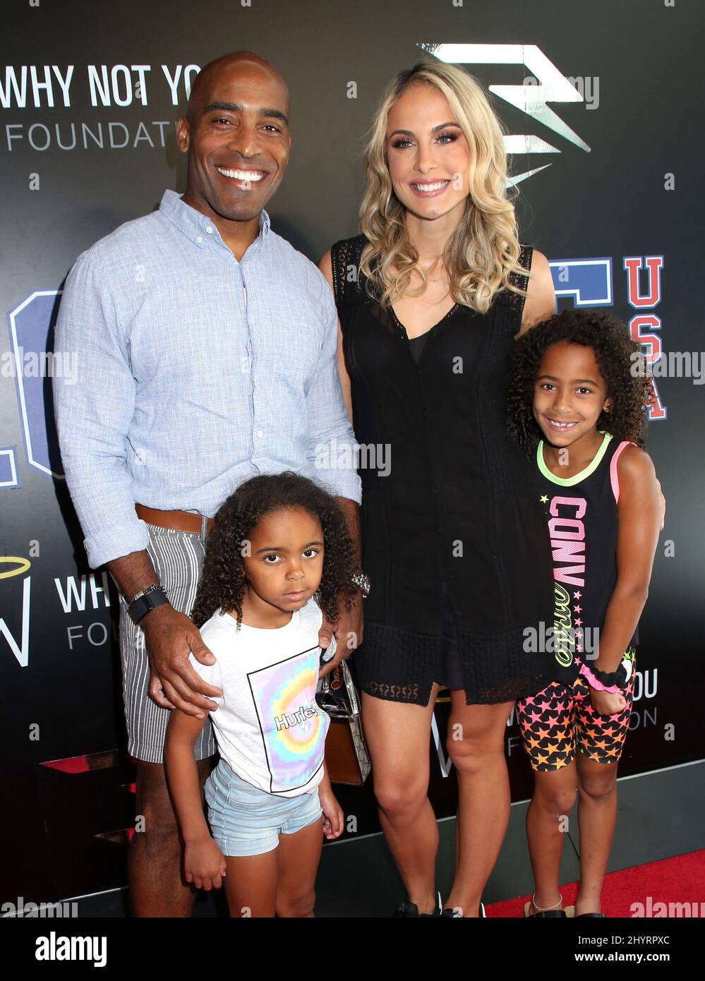 Tiki Barber, Traci Lynn Johnson & Faughters partecipano al lancio di Russell Wilson & Ciara 3Brand presso il Rookie USA Flagship Store il 24 giugno 2021 a New York City Foto Stock