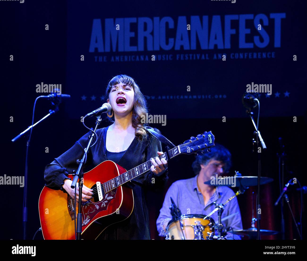 Susan o'Neill si esibisce durante l'AmericanaFest 2021 al Brooklyn Bowl il 23 settembre 2021 a Nashville, Tennessee. Foto Stock