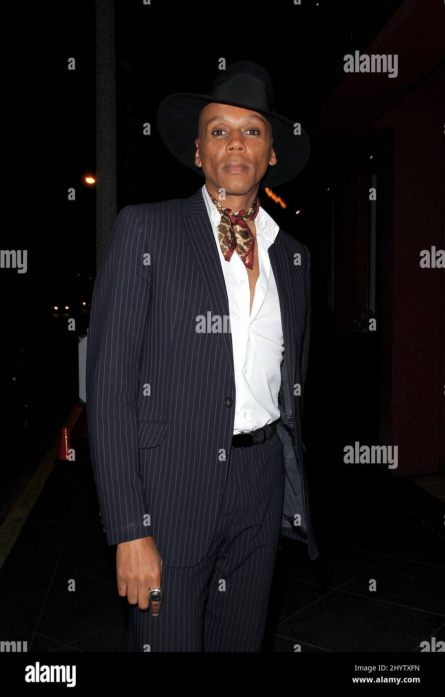 RuPaul al Birthday Party di Elton John del 62nd si tenne all'Hamburger Hamlet. Foto Stock