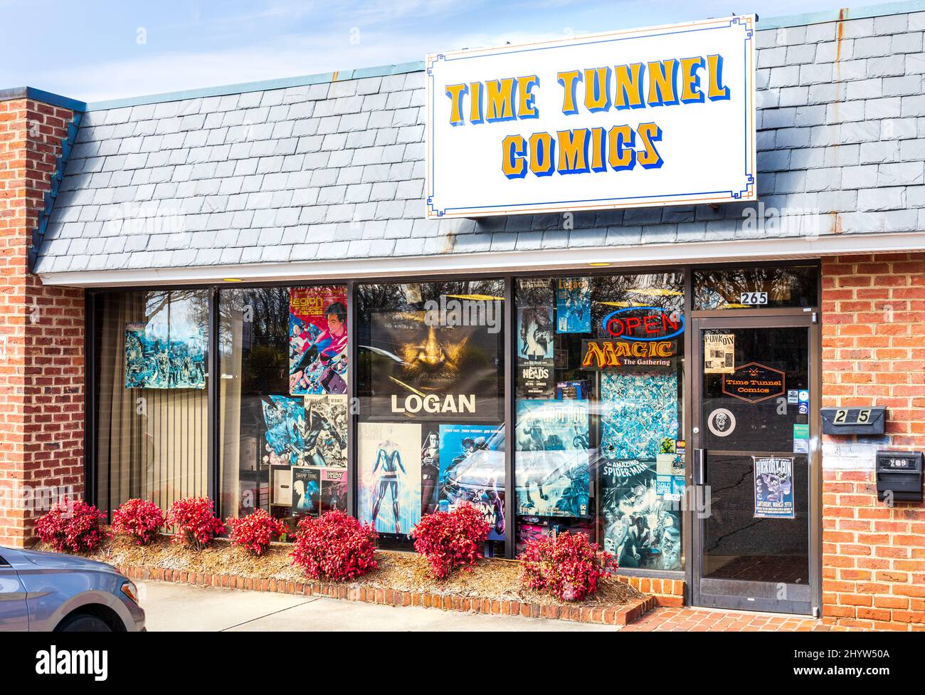 HICKORY, NC, USA-8 MARZO 2022: Time Tunnel Comics. Foto Stock