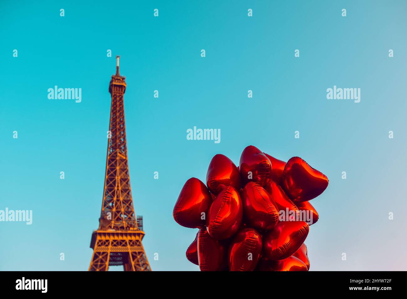 Palloncini rossi a Parigi, Torre Eiffel, Fotografia di Parigi, Autunno a  Parigi, Arredamento domestico francese, Rosso, Architettura di Parigi, Arte  della camera per bambini -  Italia