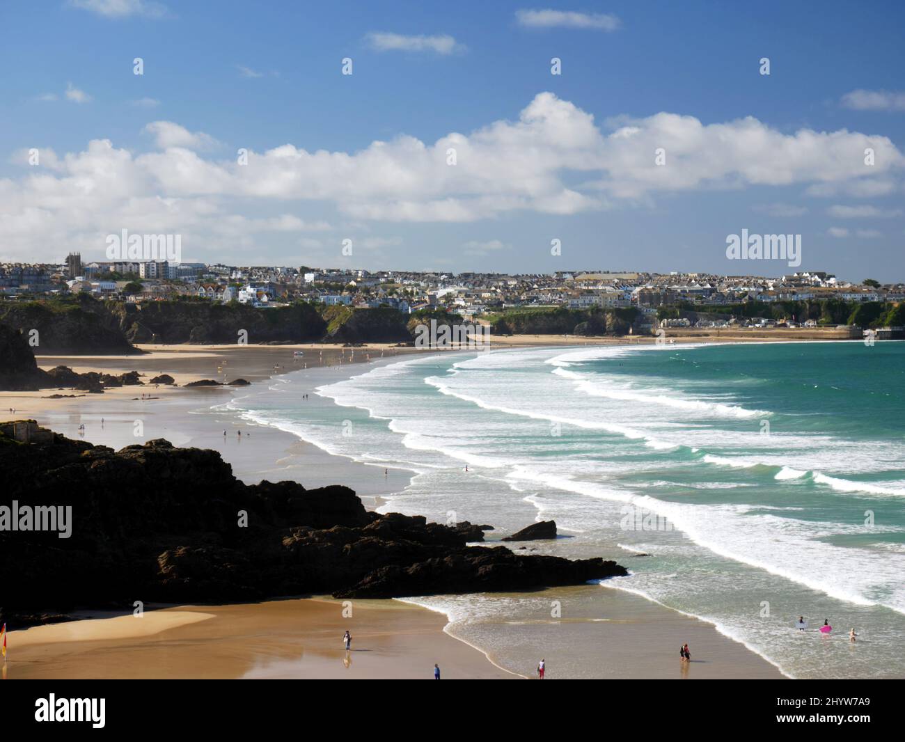 Grande spiaggia occidentale, Newquay, vista da Porth. Foto Stock
