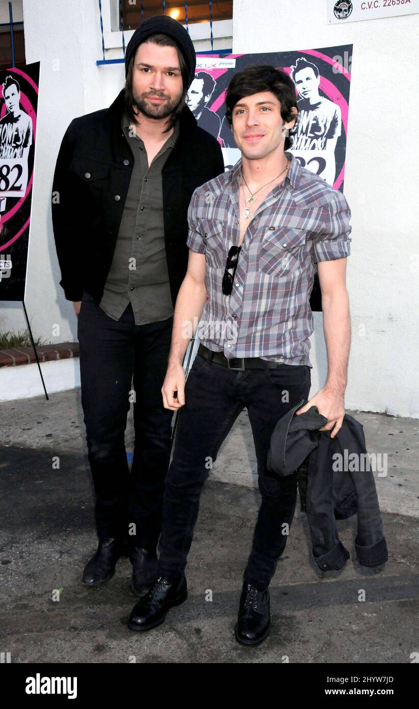 Adam Lazzara e Matt Fazzi di "Takback Sunday" al Blink-182's Summer Concert Tour, annuncio presso l'El Compadre Restaurant, Los Angeles, USA Foto Stock