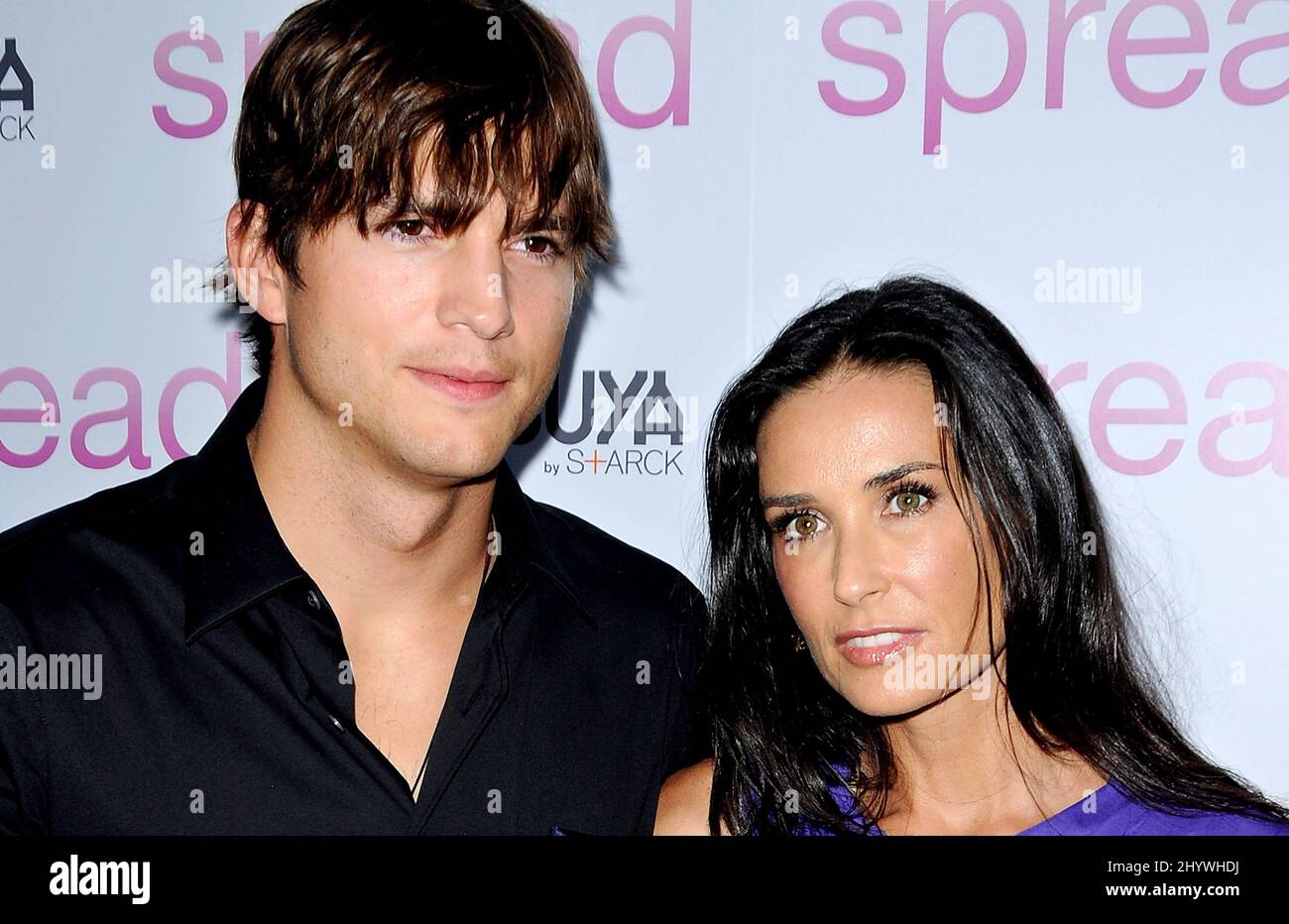 Ashton Kutcher, Demi Moore arriva alla proiezione di 'allargato' a Hollywood, California Foto Stock