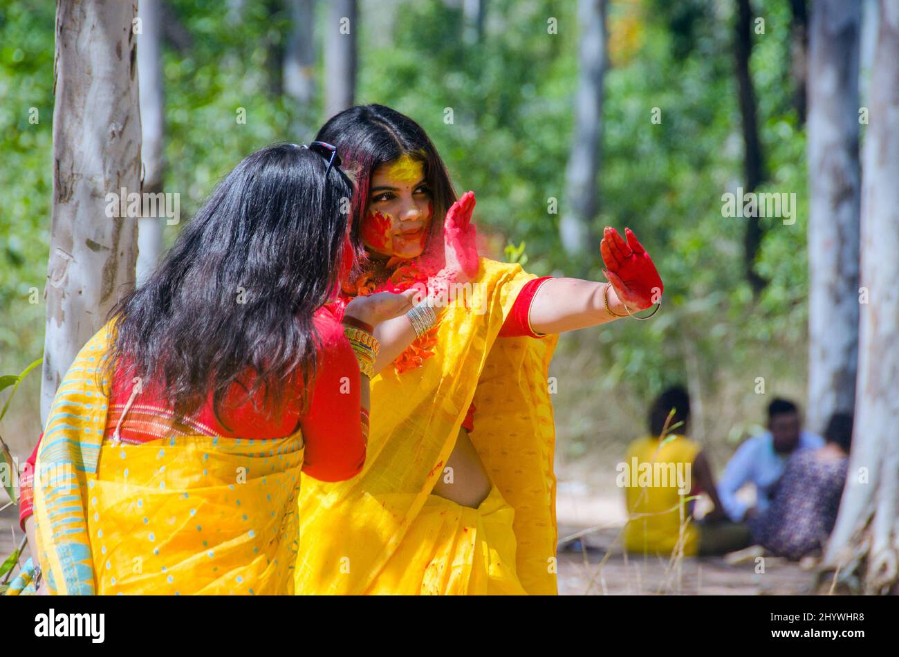 holi festa celebrazione al bolpur shantiniketan birbhum west bengala india Foto Stock