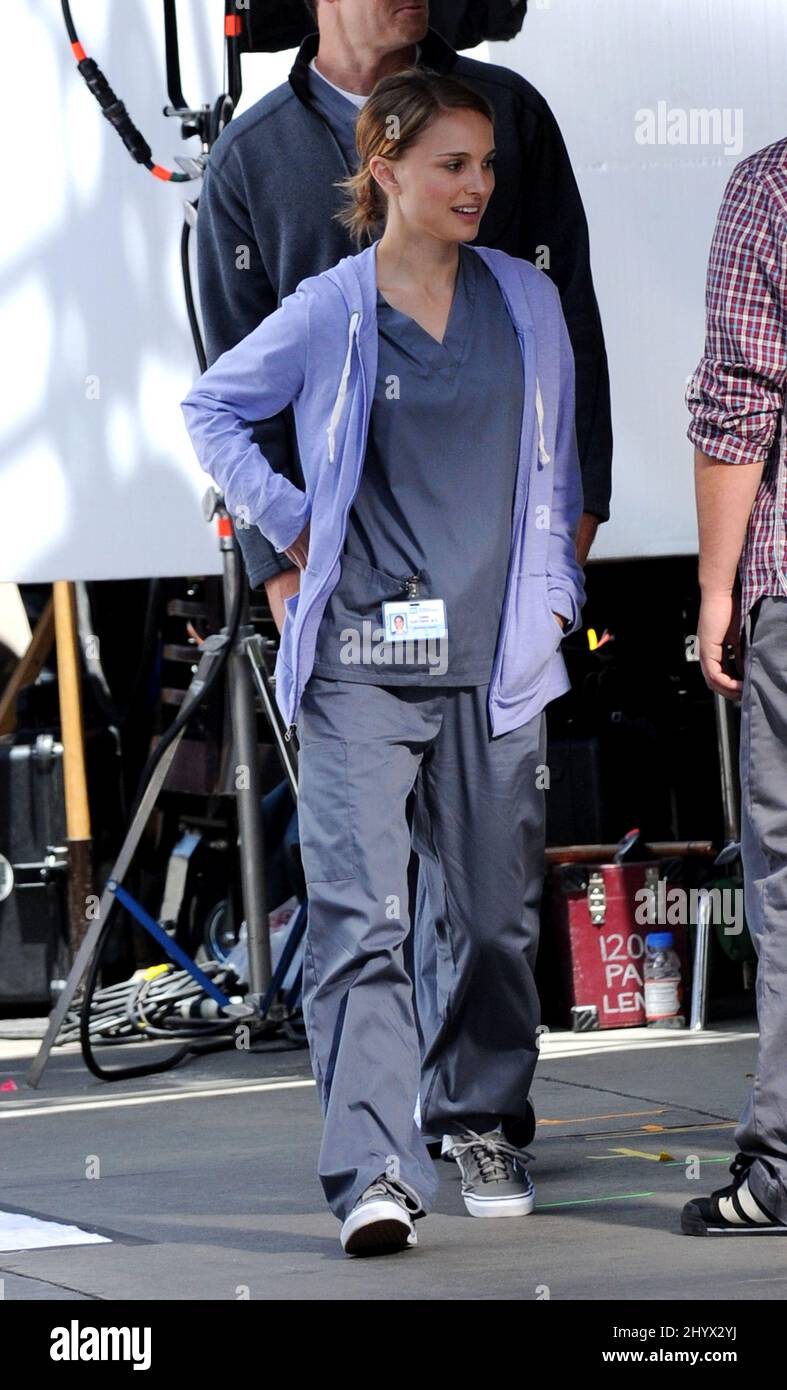 Natalie Portman sul set del nuovo film "amici con benefici" al Toast a West Hollywood a Los Angeles, USA. Foto Stock