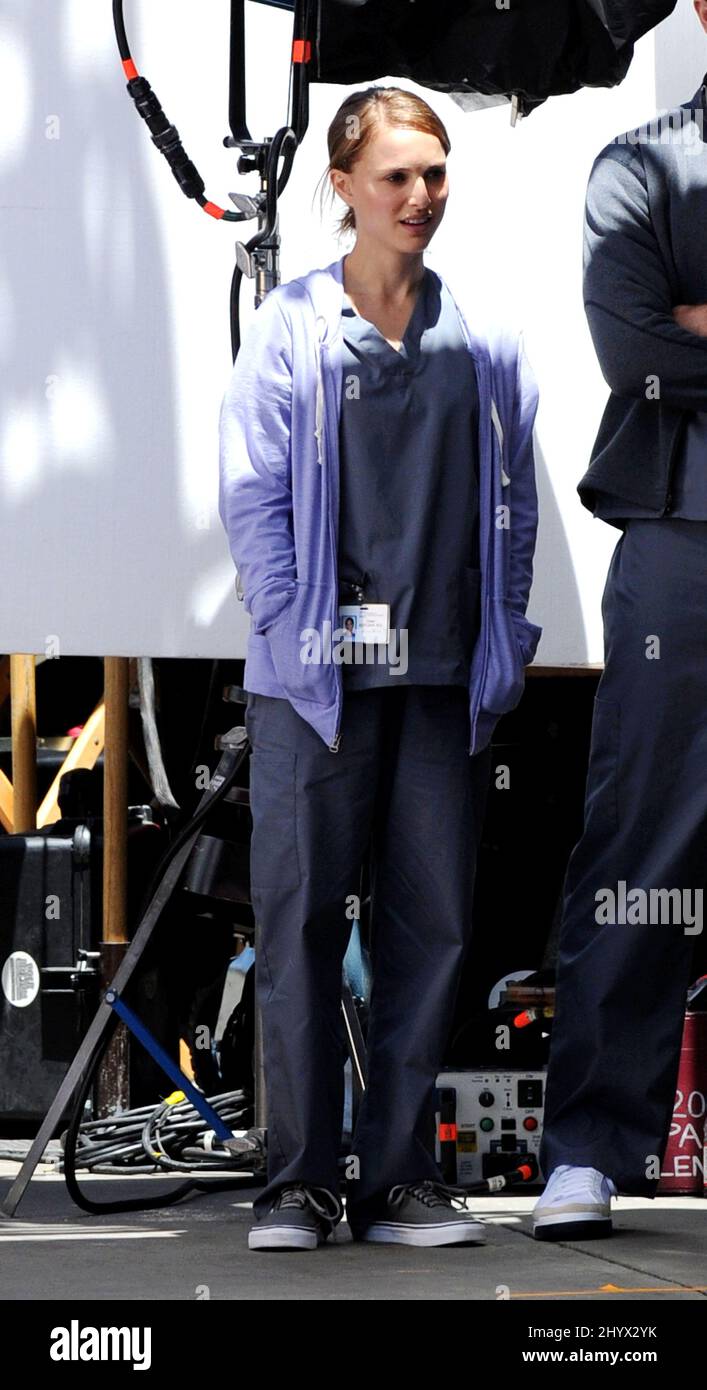 Natalie Portman sul set del nuovo film "amici con benefici" al Toast a West Hollywood a Los Angeles, USA. Foto Stock