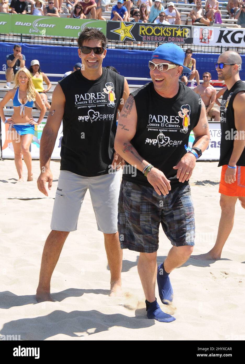 Galen Gering e Stephen Baldwin partecipano al 'Pike for Hope' Celebrity Beach Volleyball Match al Beach House Hotel il 17 luglio 2010 a Hermosa Beach, California. Foto Stock